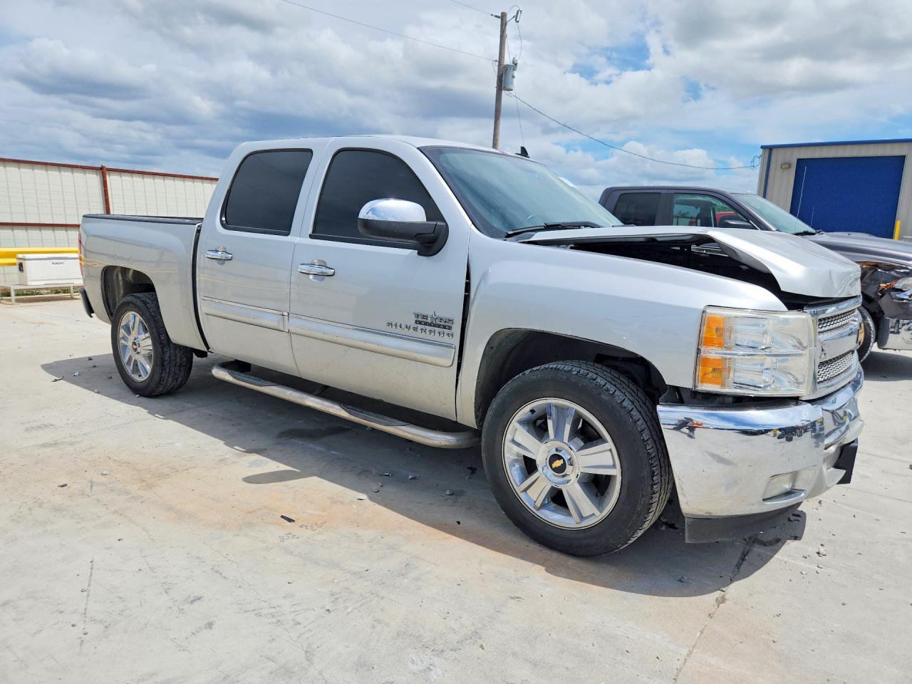 2013 Chevrolet Silverado C1500 Lt Silver vin: 3GCPCSE03DG135047