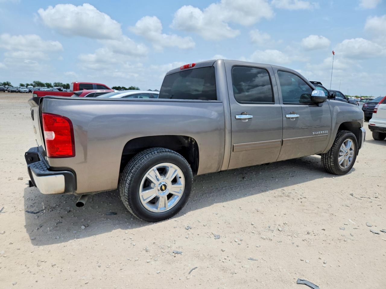2013 Chevrolet Silverado C1500 Lt Gray vin: 3GCPCSE03DG323924
