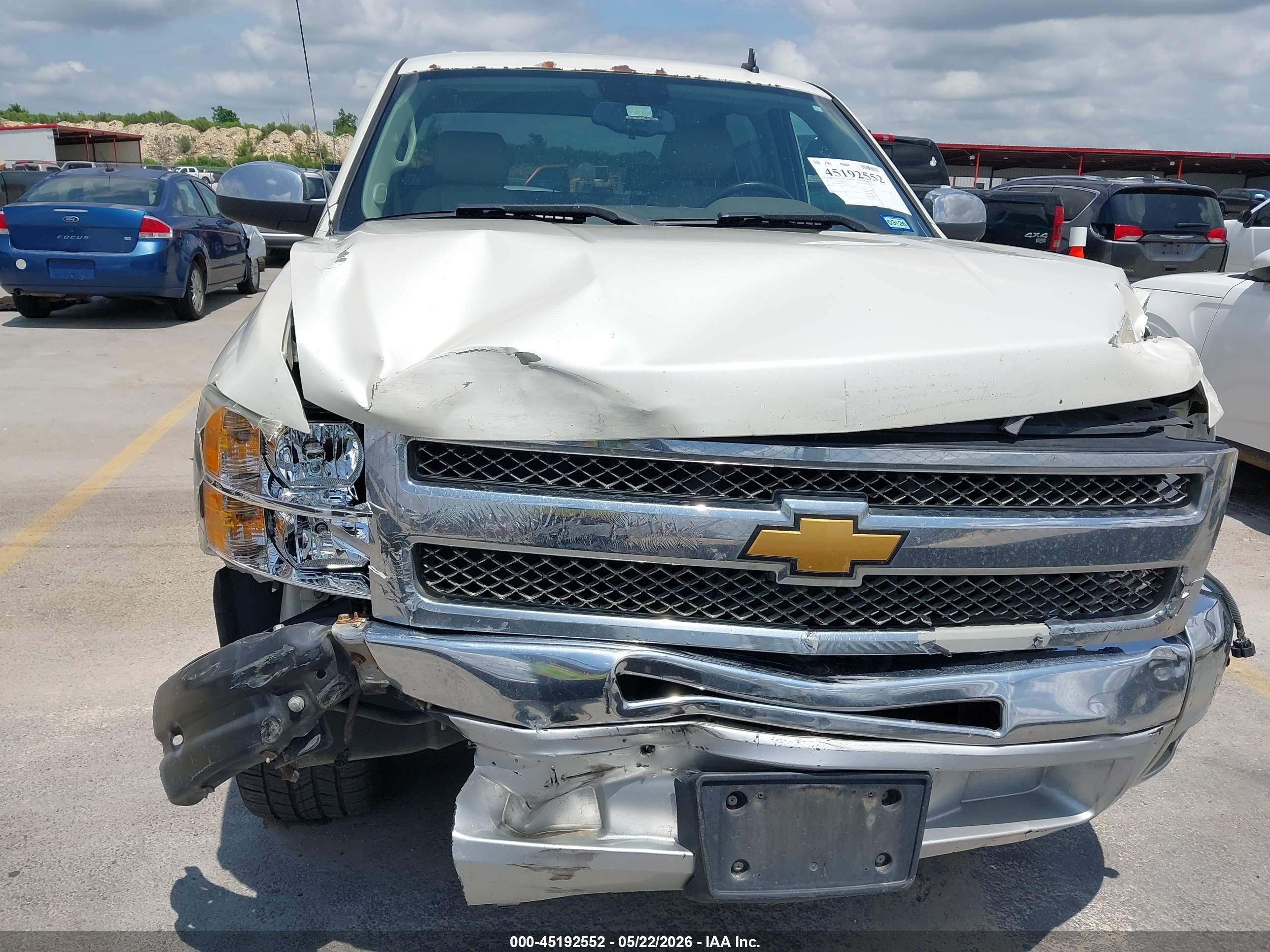 2013 Chevrolet Silverado 1500 Lt White vin: 3GCPCSE03DG350525