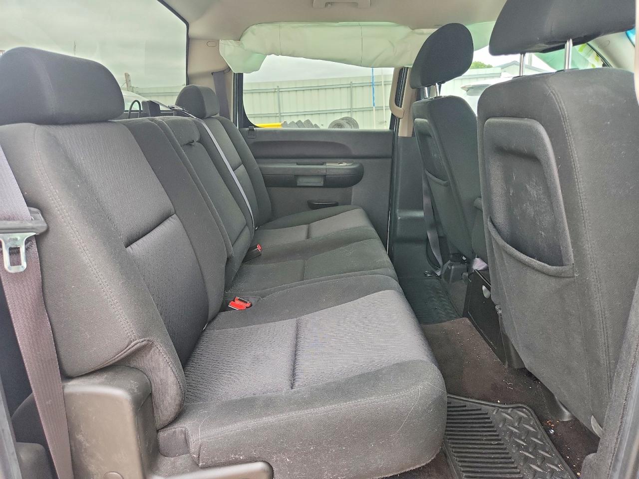 2011 Chevrolet Silverado C1500 Lt White vin: 3GCPCSE04BG166689