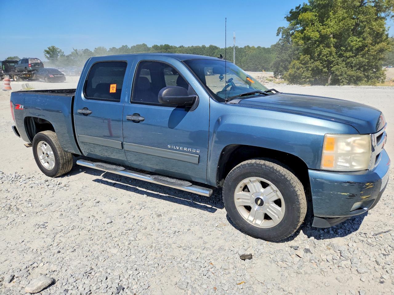 2011 Chevrolet Silverado C1500 Lt Blue vin: 3GCPCSE04BG218578