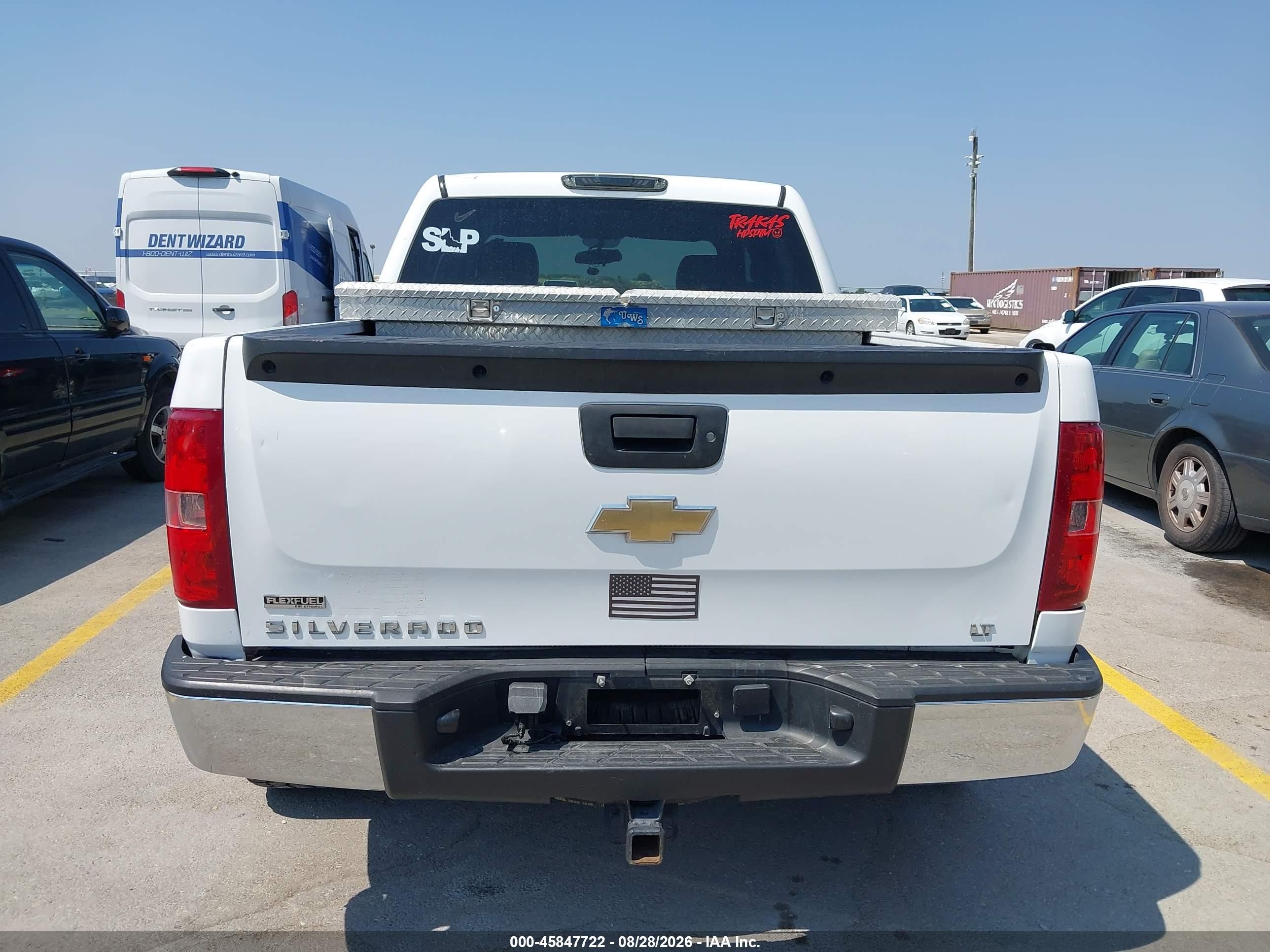 2011 Chevrolet Silverado 1500 Lt White vin: 3GCPCSE04BG372272