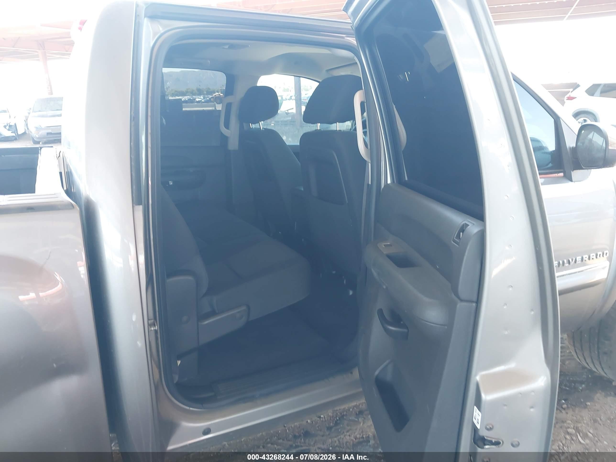 2013 Chevrolet Silverado 1500 Lt Коричневый vin: 3GCPCSE04DG156392