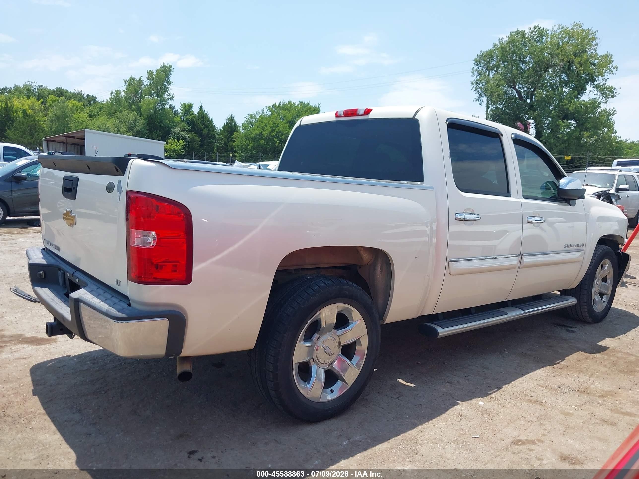 2013 Chevrolet Silverado 1500 Lt White vin: 3GCPCSE04DG184628
