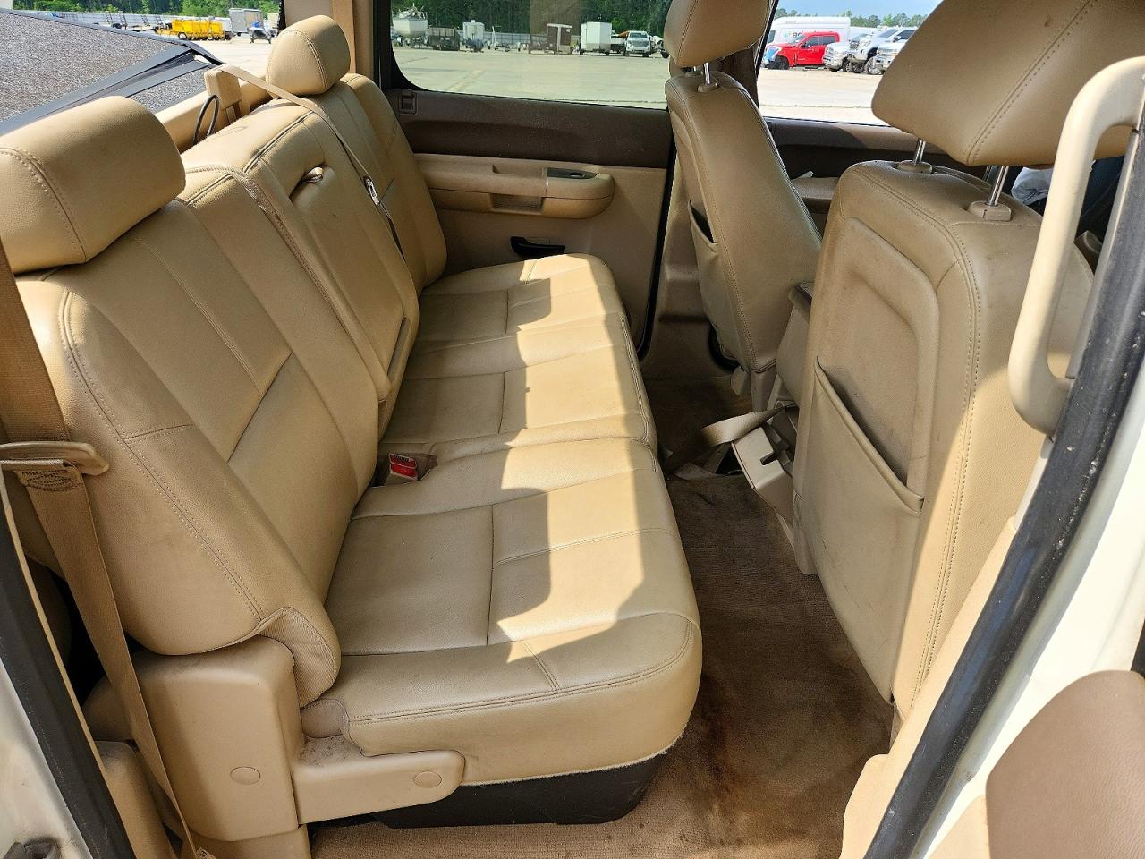 2013 Chevrolet Silverado C1500 Lt White vin: 3GCPCSE04DG223492