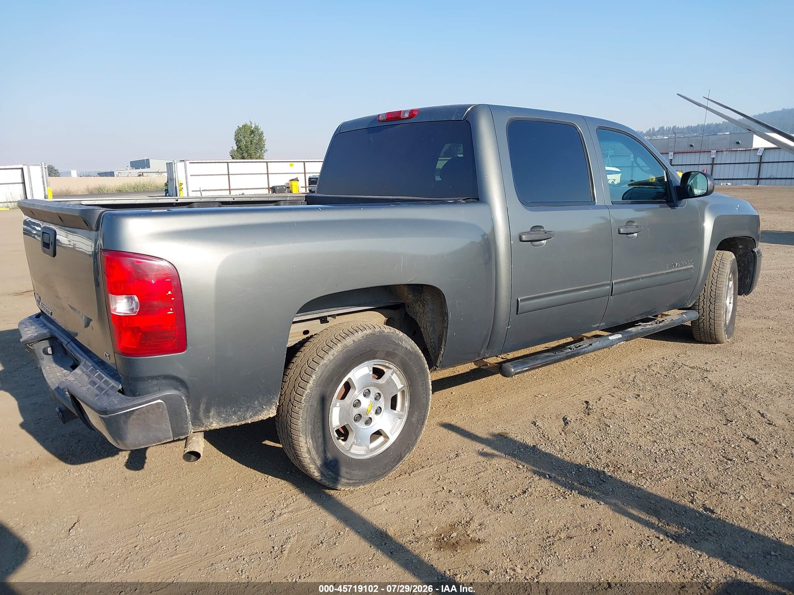 2011 Chevrolet Silverado 1500 Lt Gray vin: 3GCPCSE05BG145561