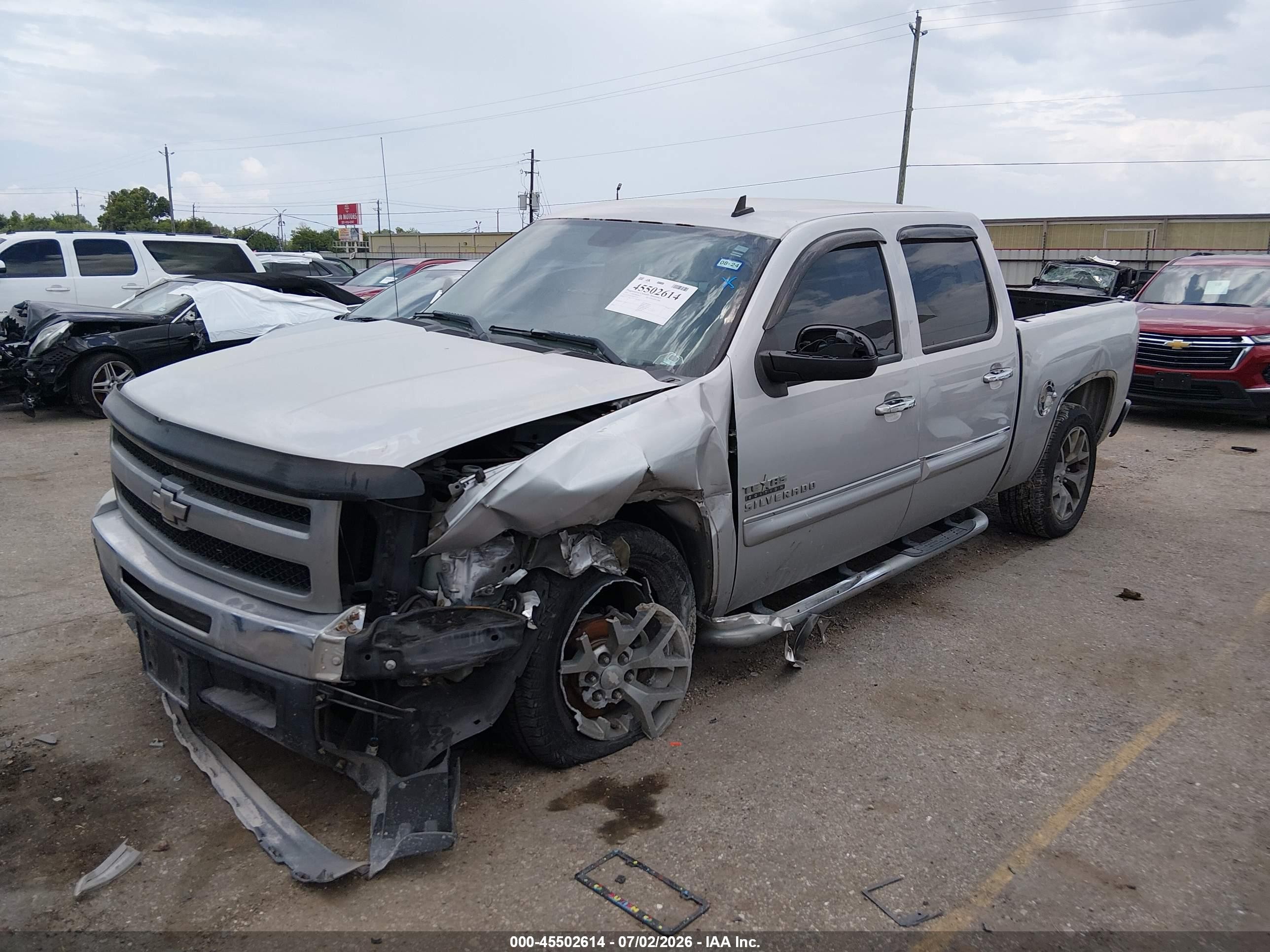 2011 Chevrolet Silverado 1500 Lt Серебряный vin: 3GCPCSE05BG353374