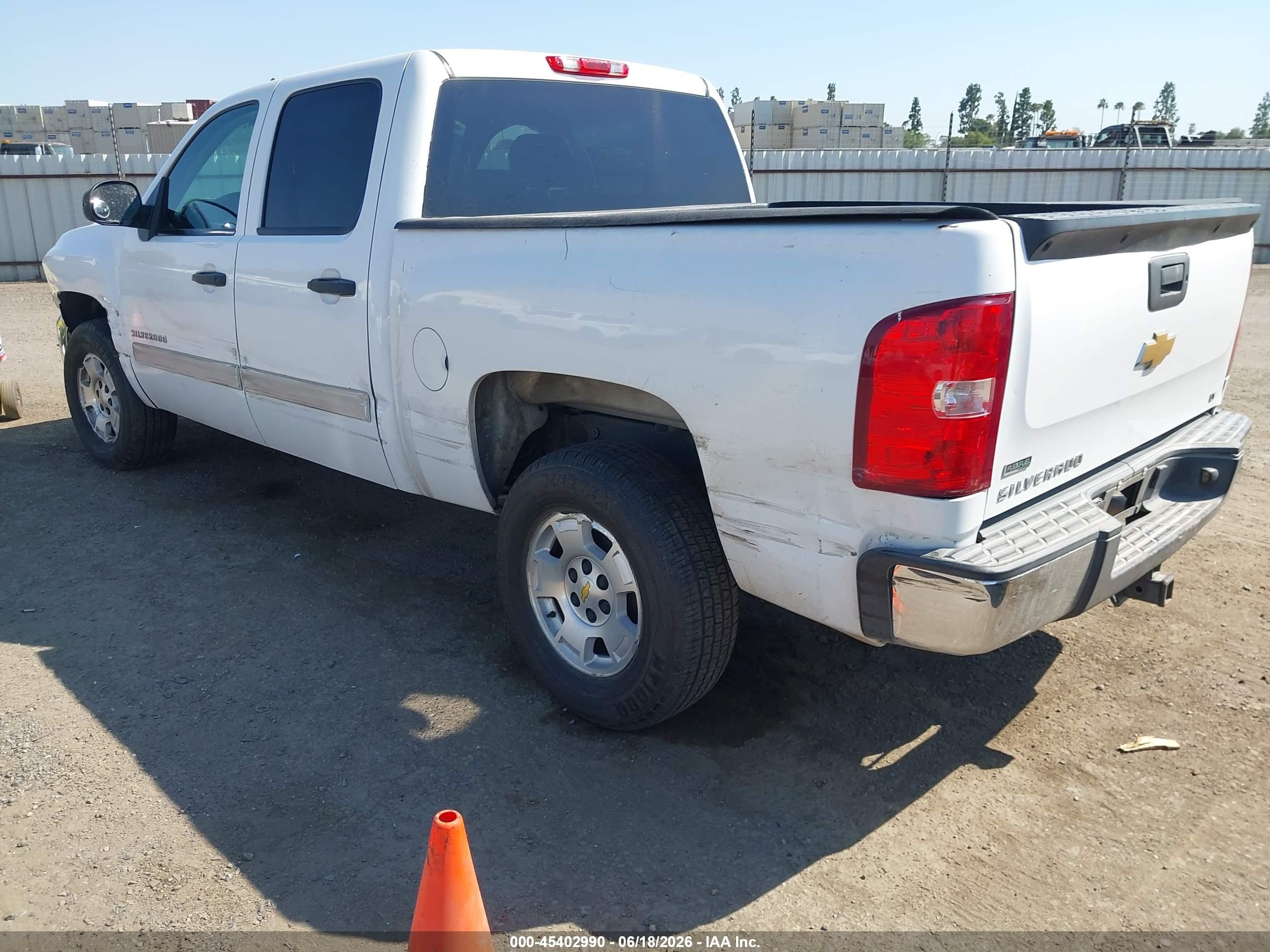 2012 Chevrolet Silverado 1500 Lt White vin: 3GCPCSE05CG167755