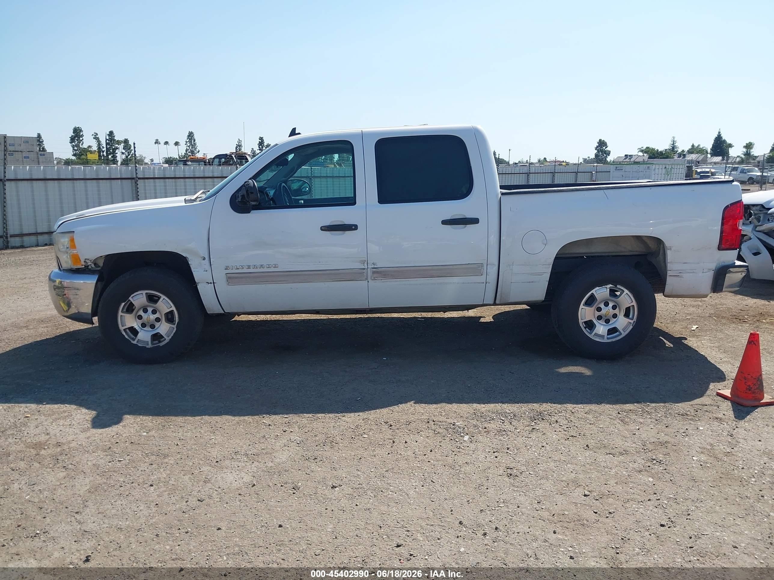 2012 Chevrolet Silverado 1500 Lt White vin: 3GCPCSE05CG167755
