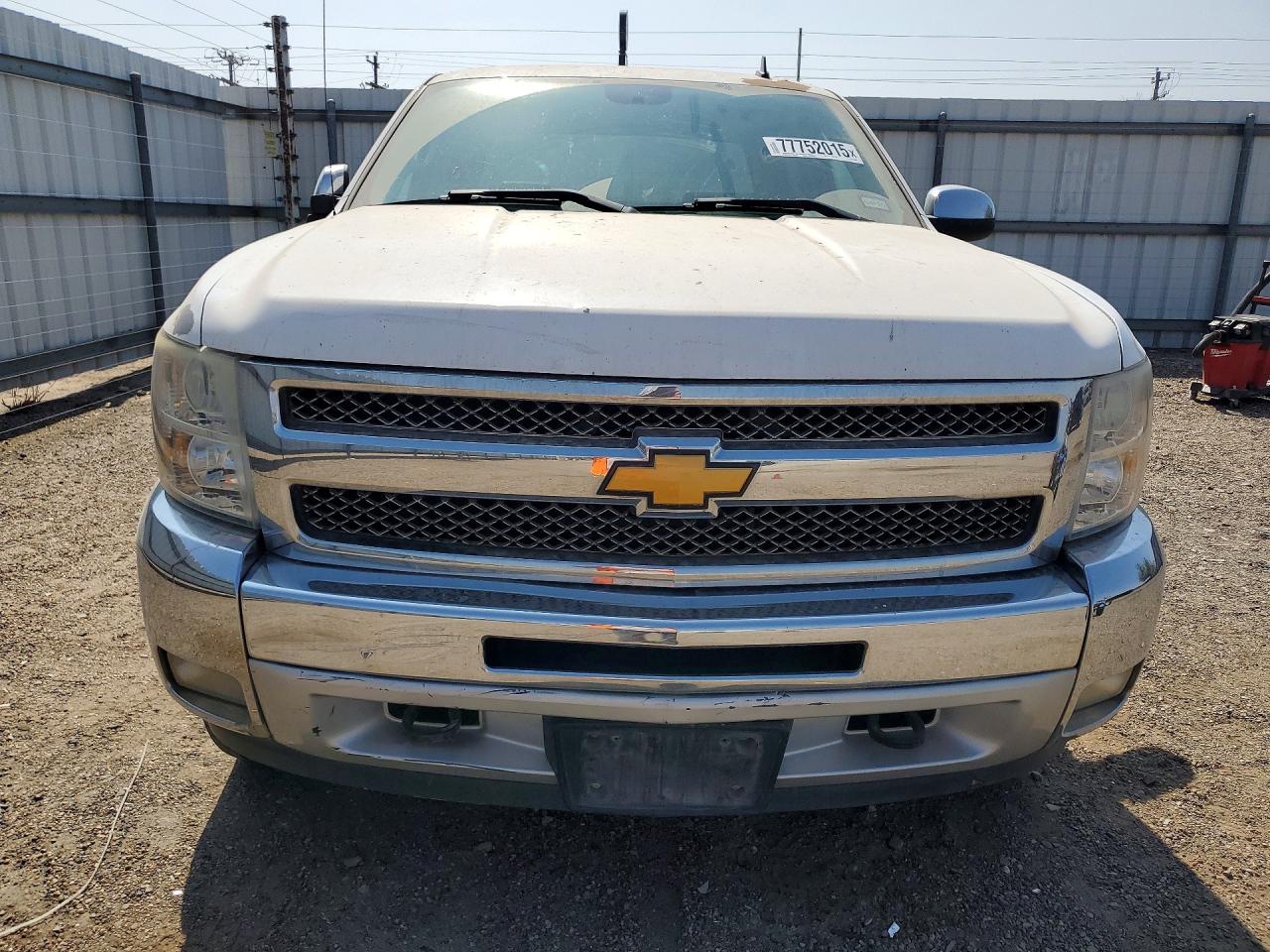 2013 Chevrolet Silverado C1500 Lt White vin: 3GCPCSE05DG224585