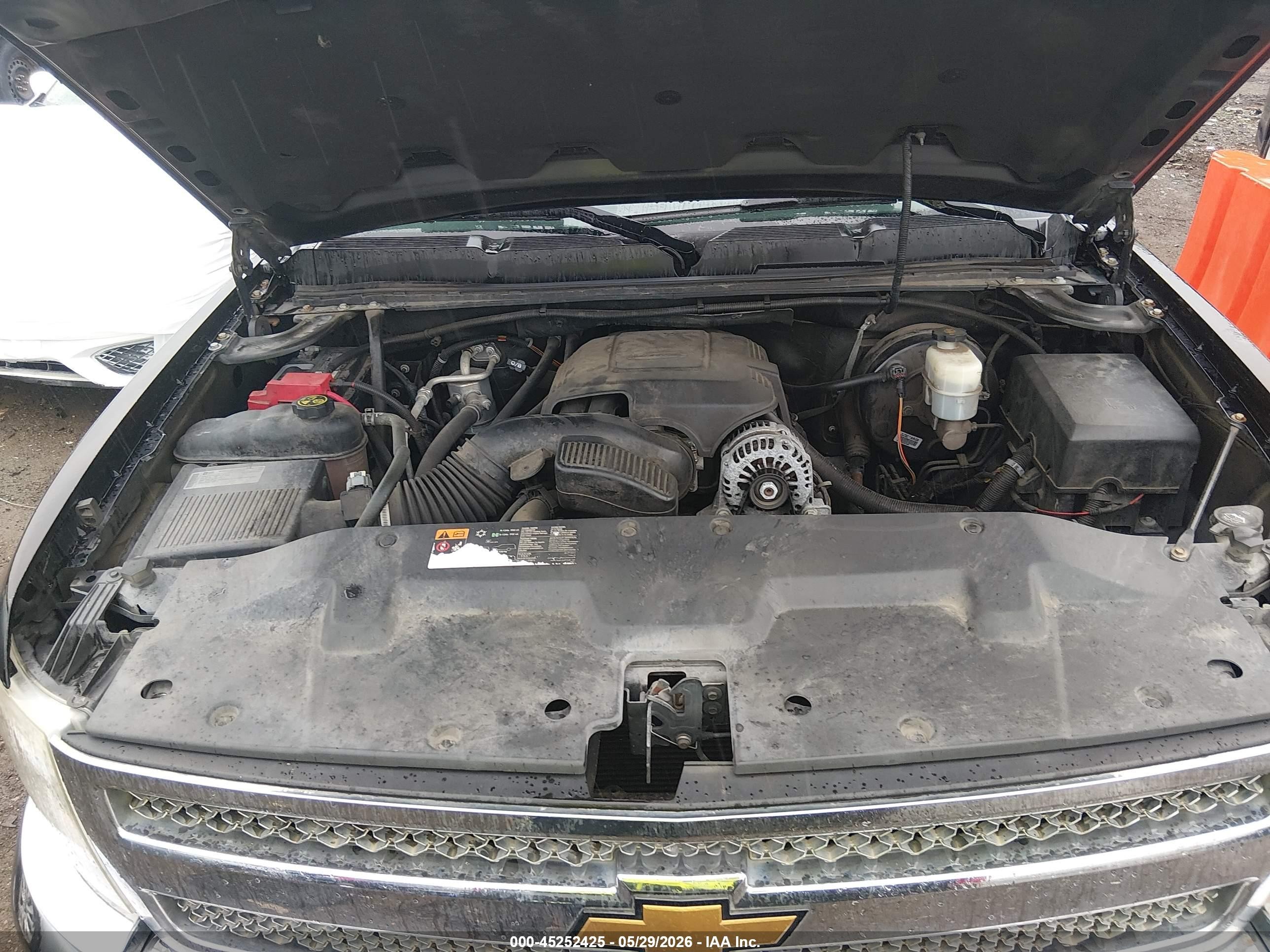 2013 Chevrolet Silverado 1500 Lt Черный vin: 3GCPCSE05DG270983