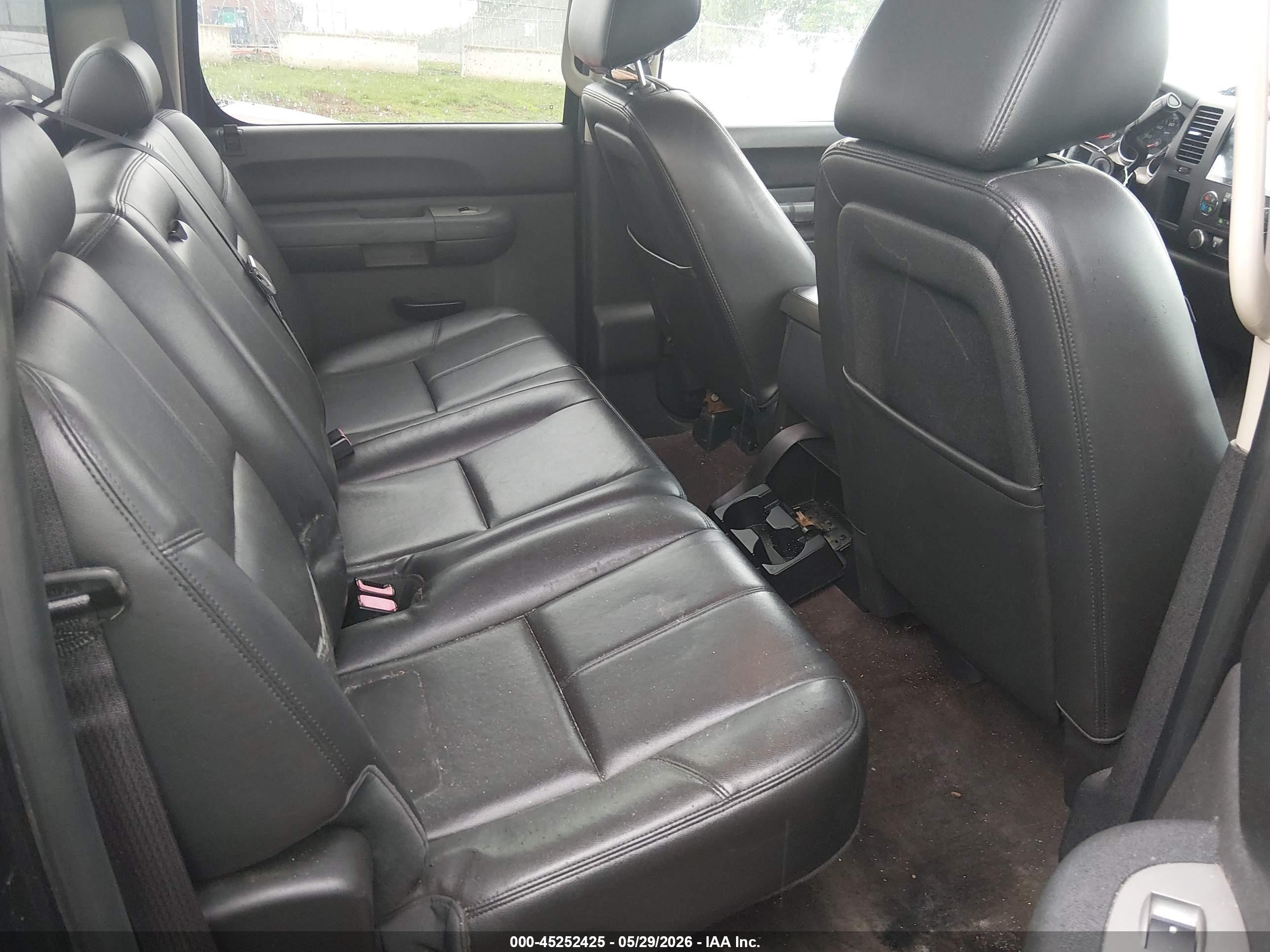 2013 Chevrolet Silverado 1500 Lt Черный vin: 3GCPCSE05DG270983
