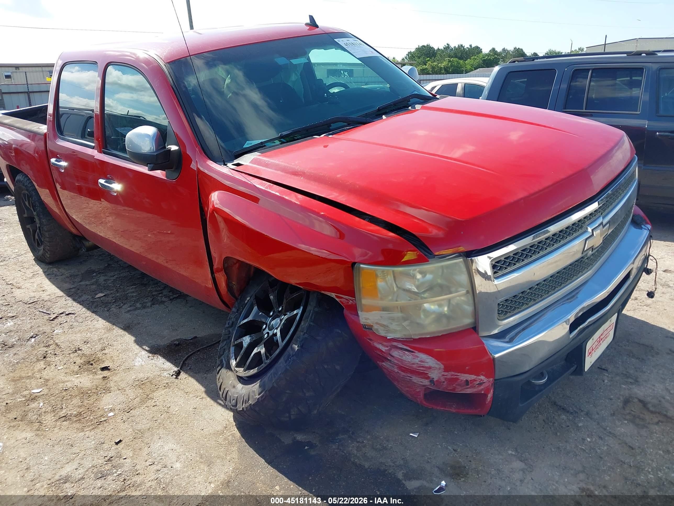 2011 Chevrolet Silverado 1500 Lt Red vin: 3GCPCSE06BG220316