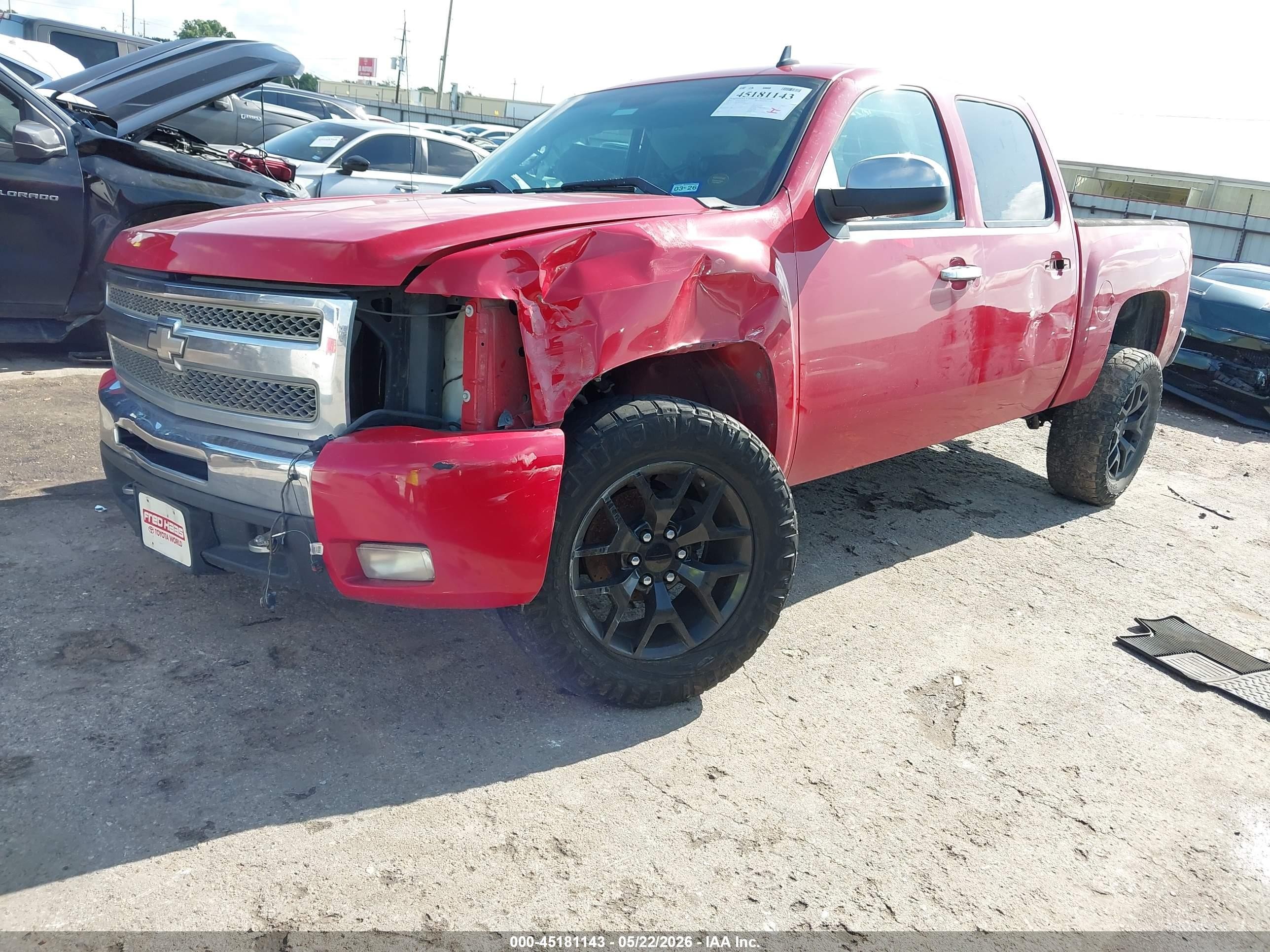 2011 Chevrolet Silverado 1500 Lt Red vin: 3GCPCSE06BG220316