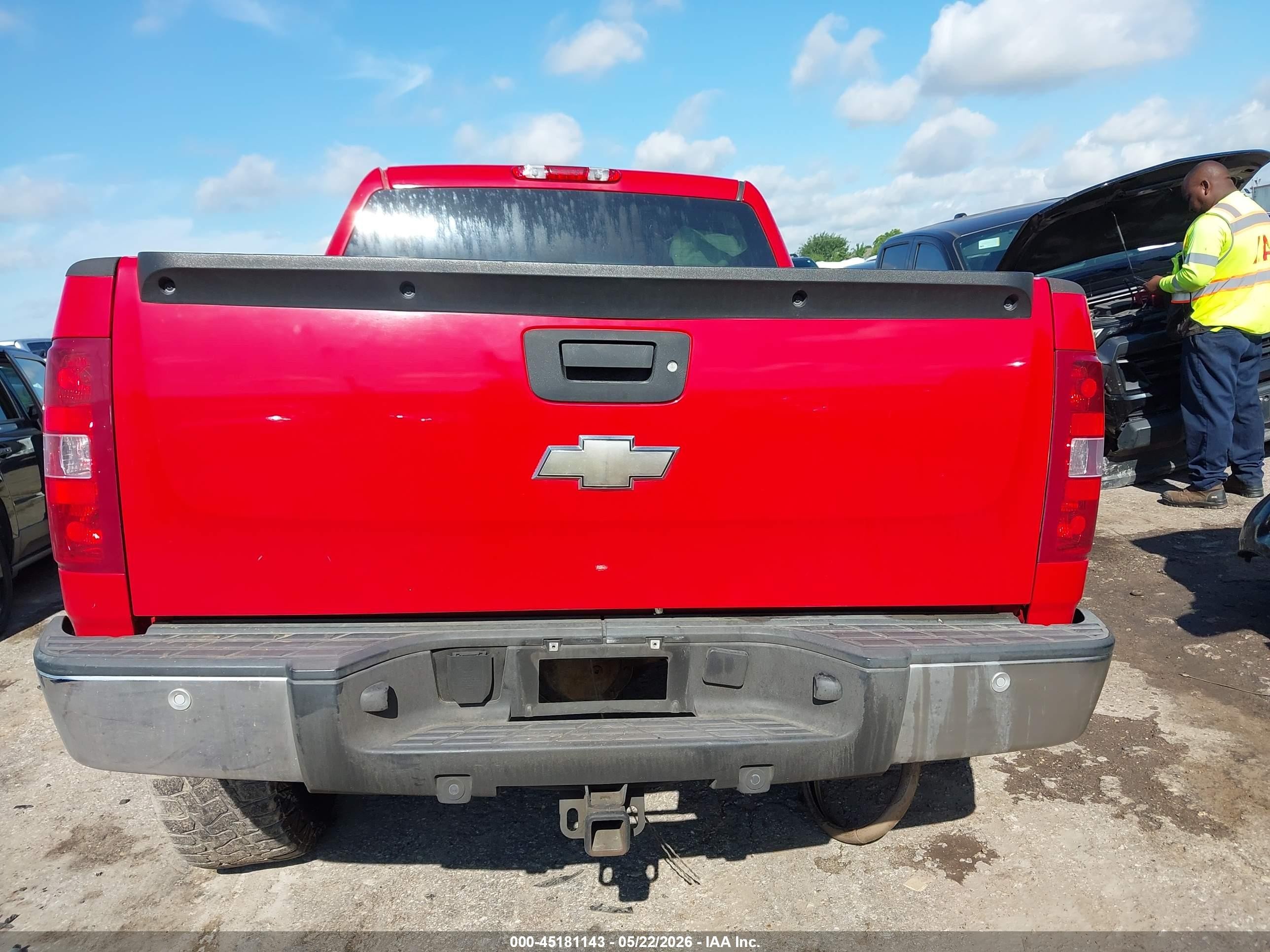 2011 Chevrolet Silverado 1500 Lt Red vin: 3GCPCSE06BG220316