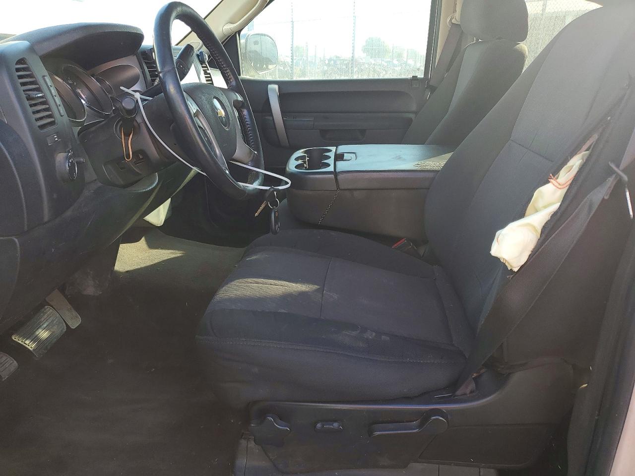 2011 Chevrolet Silverado C1500 Lt White vin: 3GCPCSE06BG254871