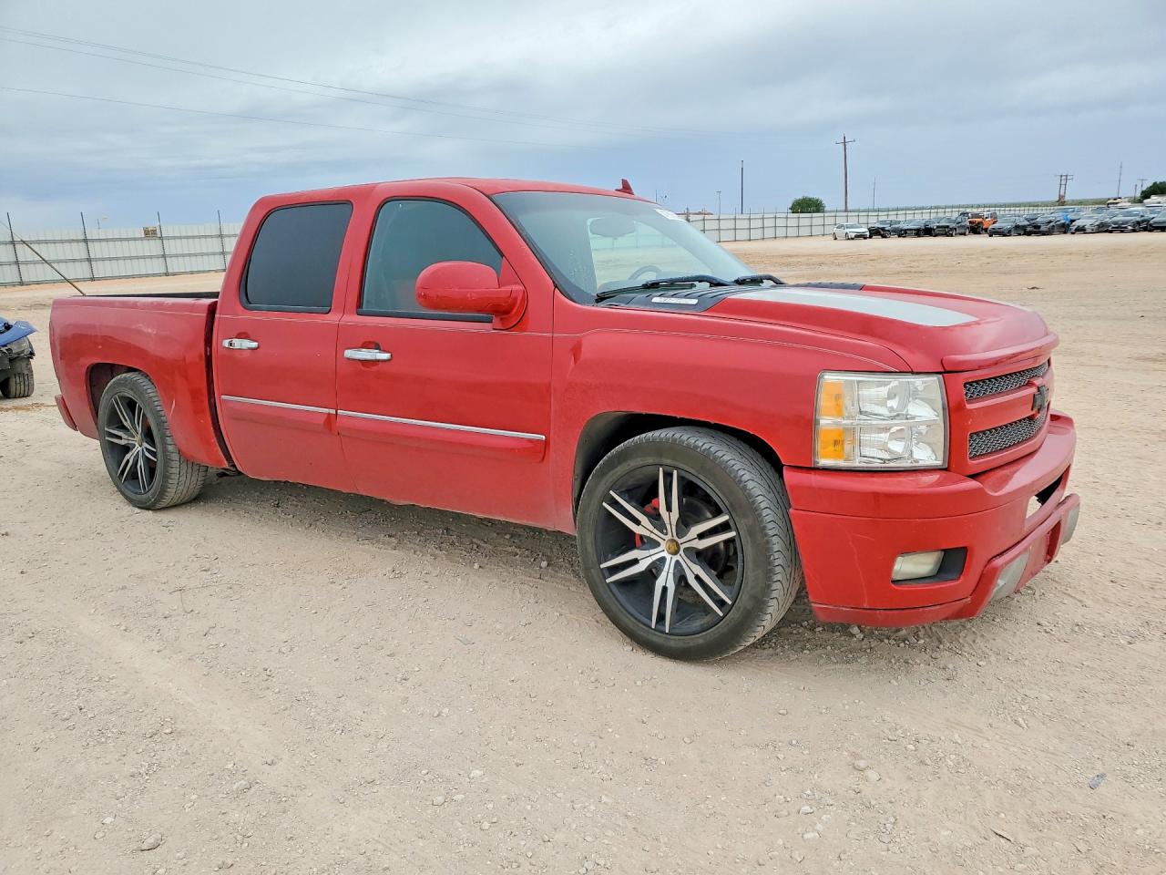 2011 Chevrolet Silverado C1500 Lt Красный vin: 3GCPCSE06BG263988