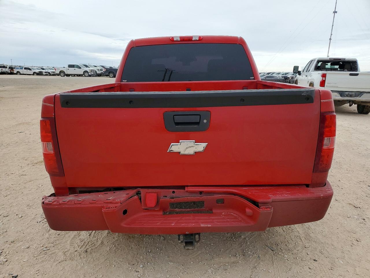 2011 Chevrolet Silverado C1500 Lt Красный vin: 3GCPCSE06BG263988