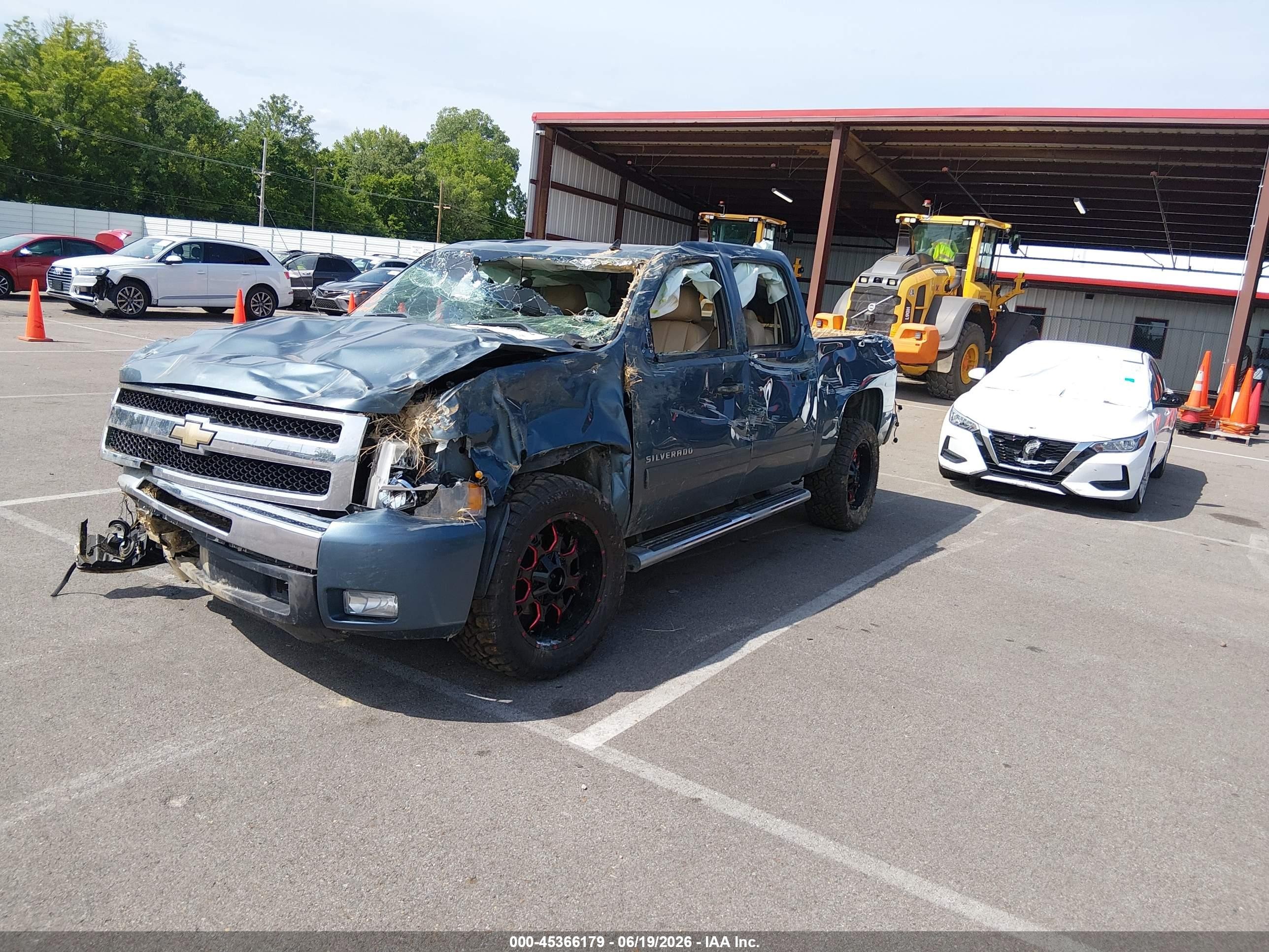 2011 Chevrolet Silverado 1500 Lt Blue vin: 3GCPCSE06BG361483