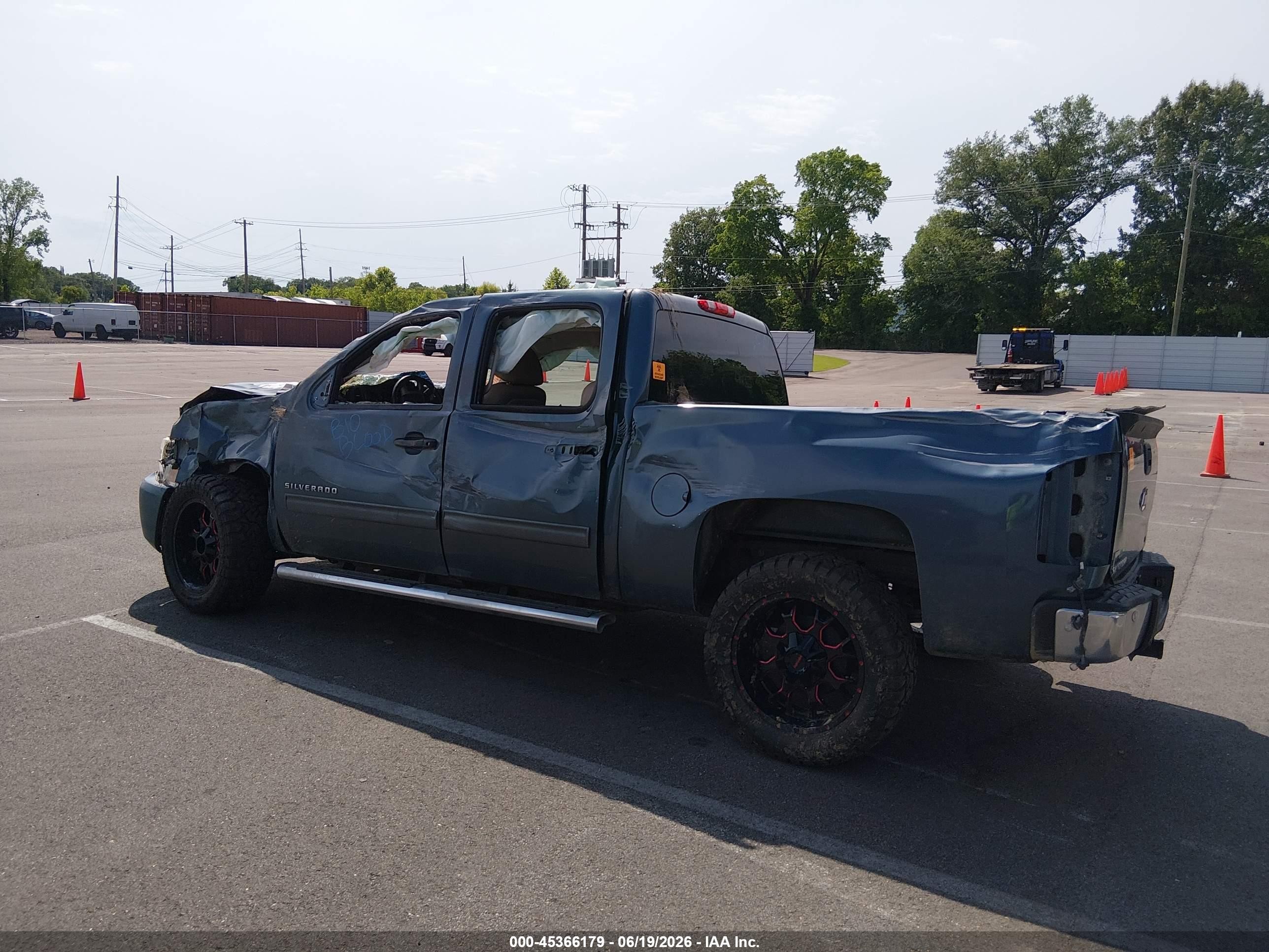 2011 Chevrolet Silverado 1500 Lt Blue vin: 3GCPCSE06BG361483