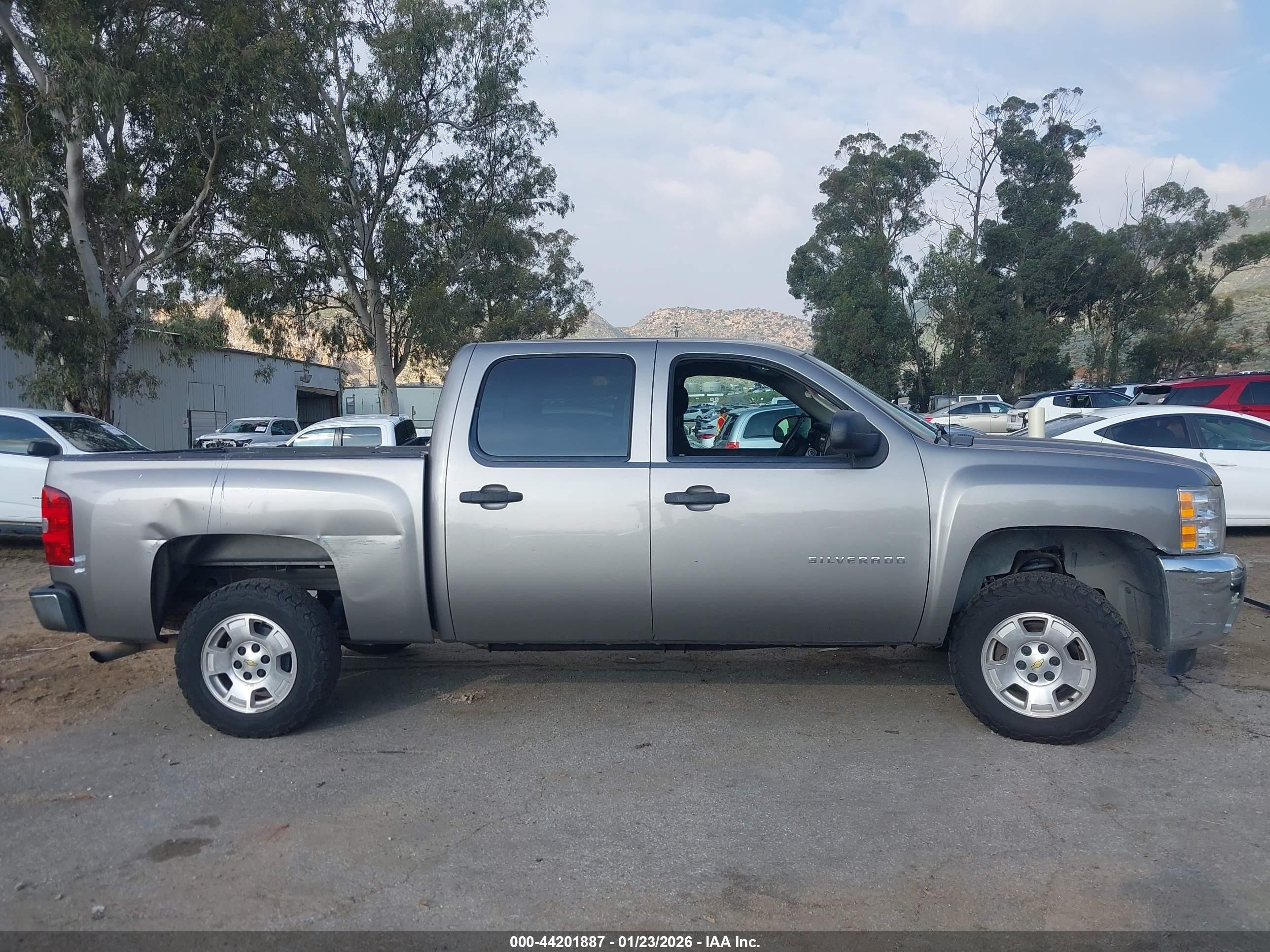 2012 Chevrolet Silverado 1500 Lt Gray vin: 3GCPCSE06CG208779
