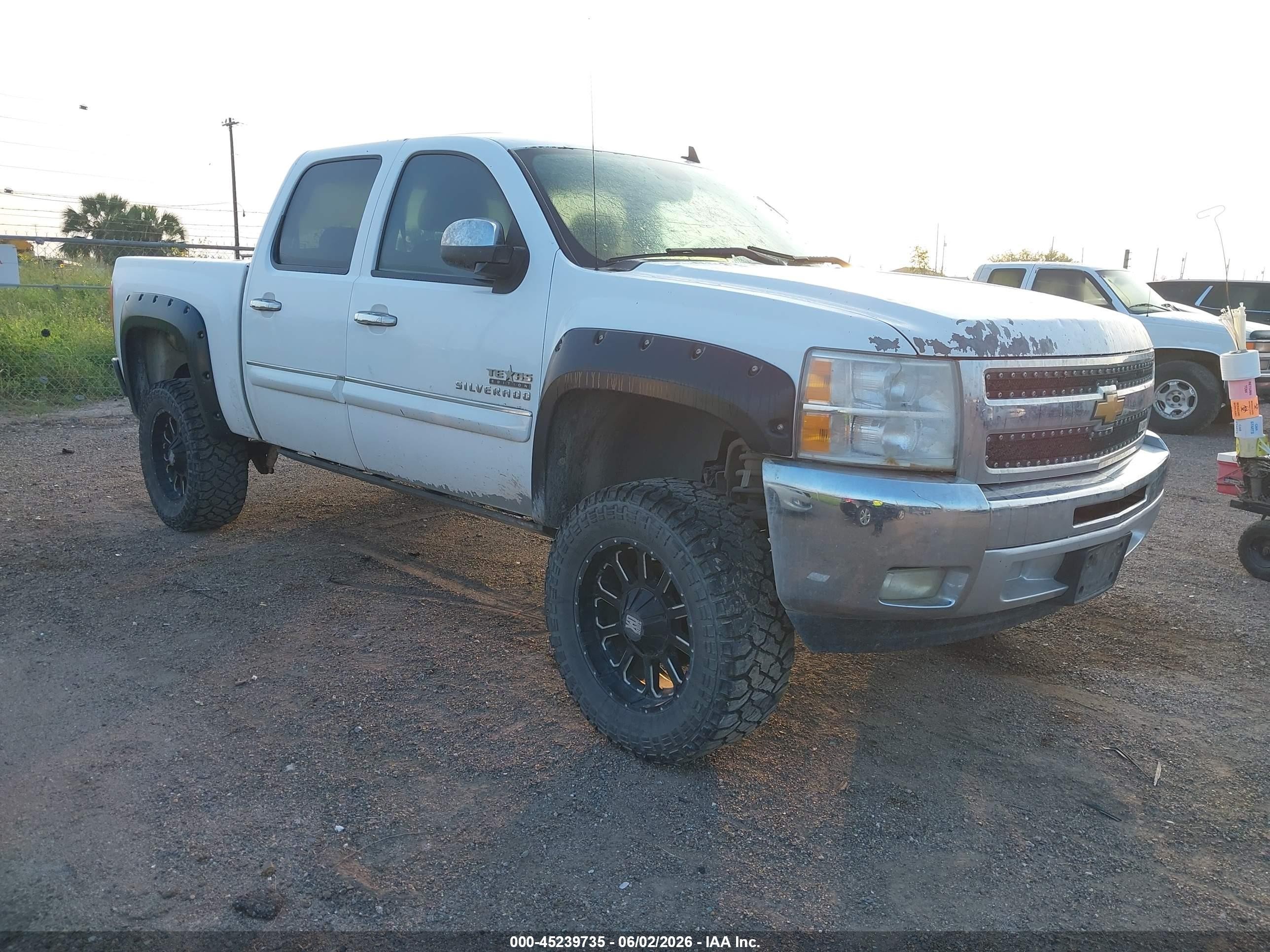 2012 Chevrolet Silverado 1500 Lt Белый vin: 3GCPCSE06CG209351