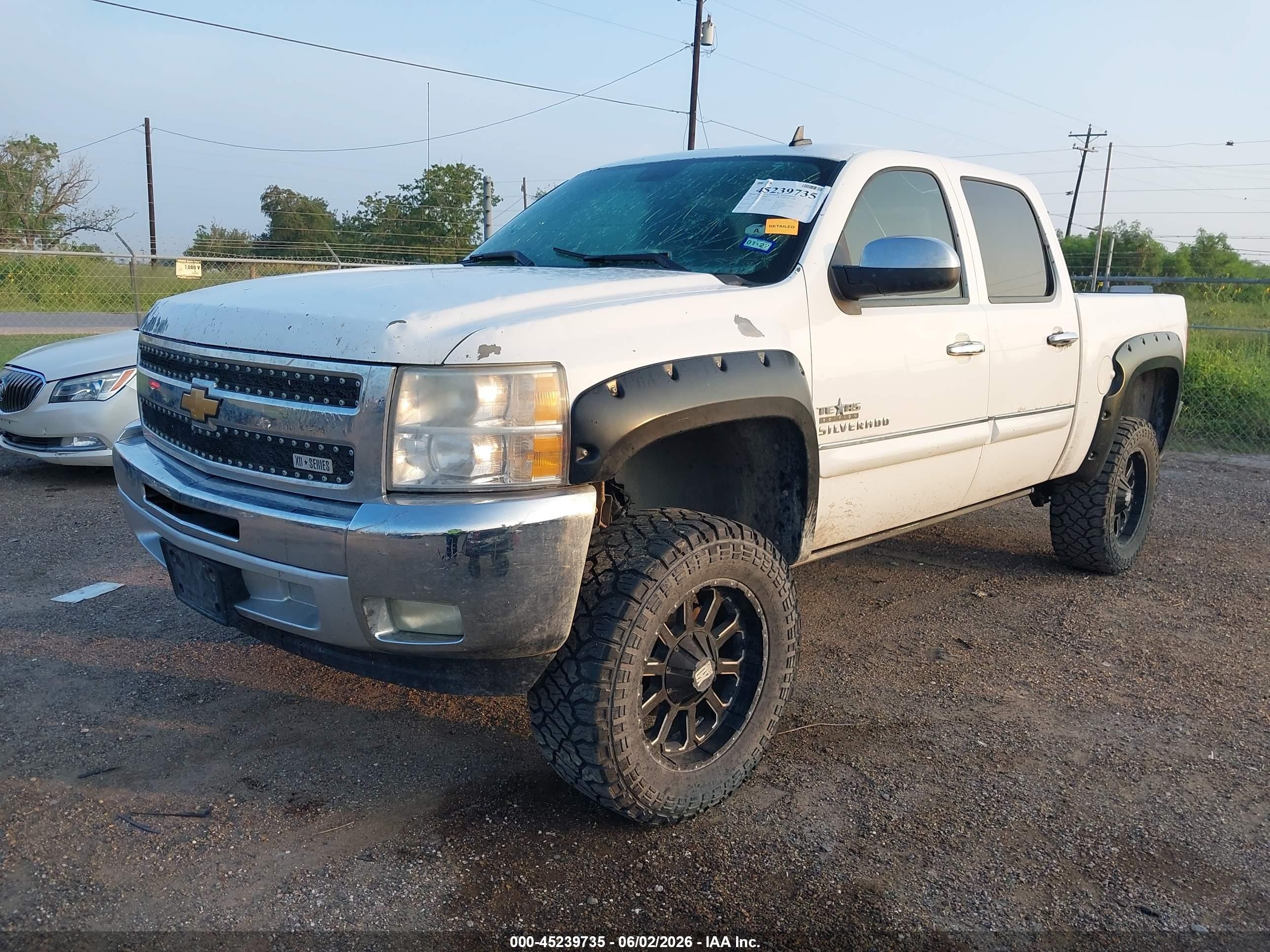 2012 Chevrolet Silverado 1500 Lt Белый vin: 3GCPCSE06CG209351