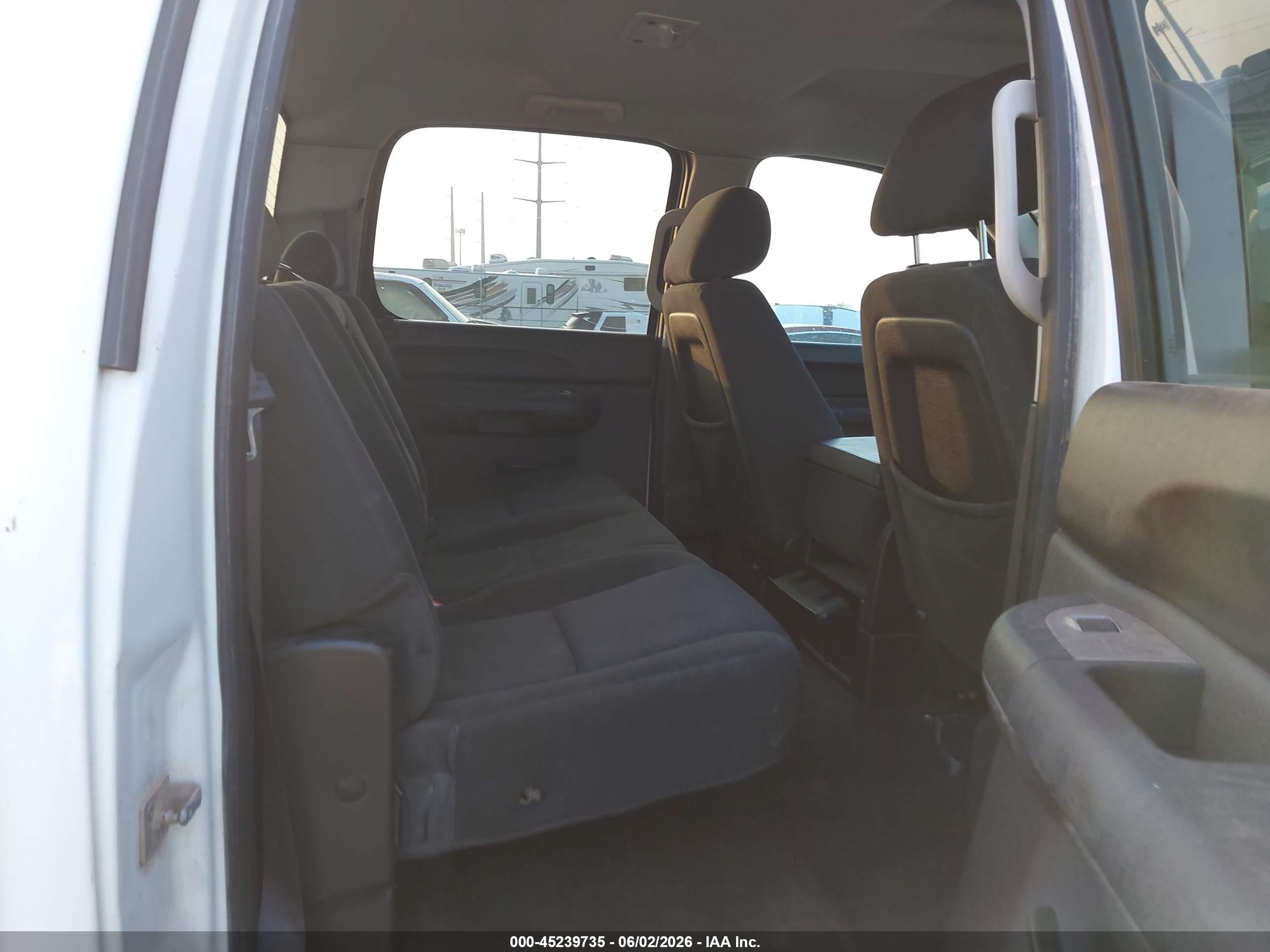 2012 Chevrolet Silverado 1500 Lt Белый vin: 3GCPCSE06CG209351