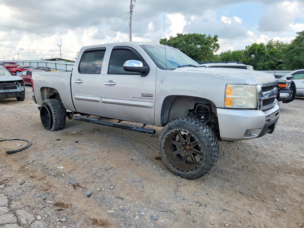 2011 Chevrolet Silverado C1500 Lt Серый vin: 3GCPCSE07BG192865