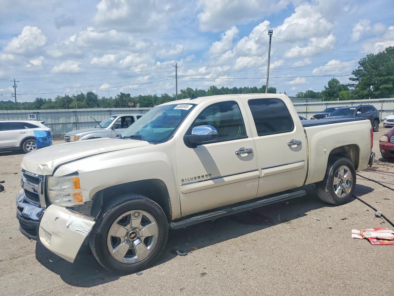 2011 Chevrolet Silverado C1500 Lt White vin: 3GCPCSE07BG248237