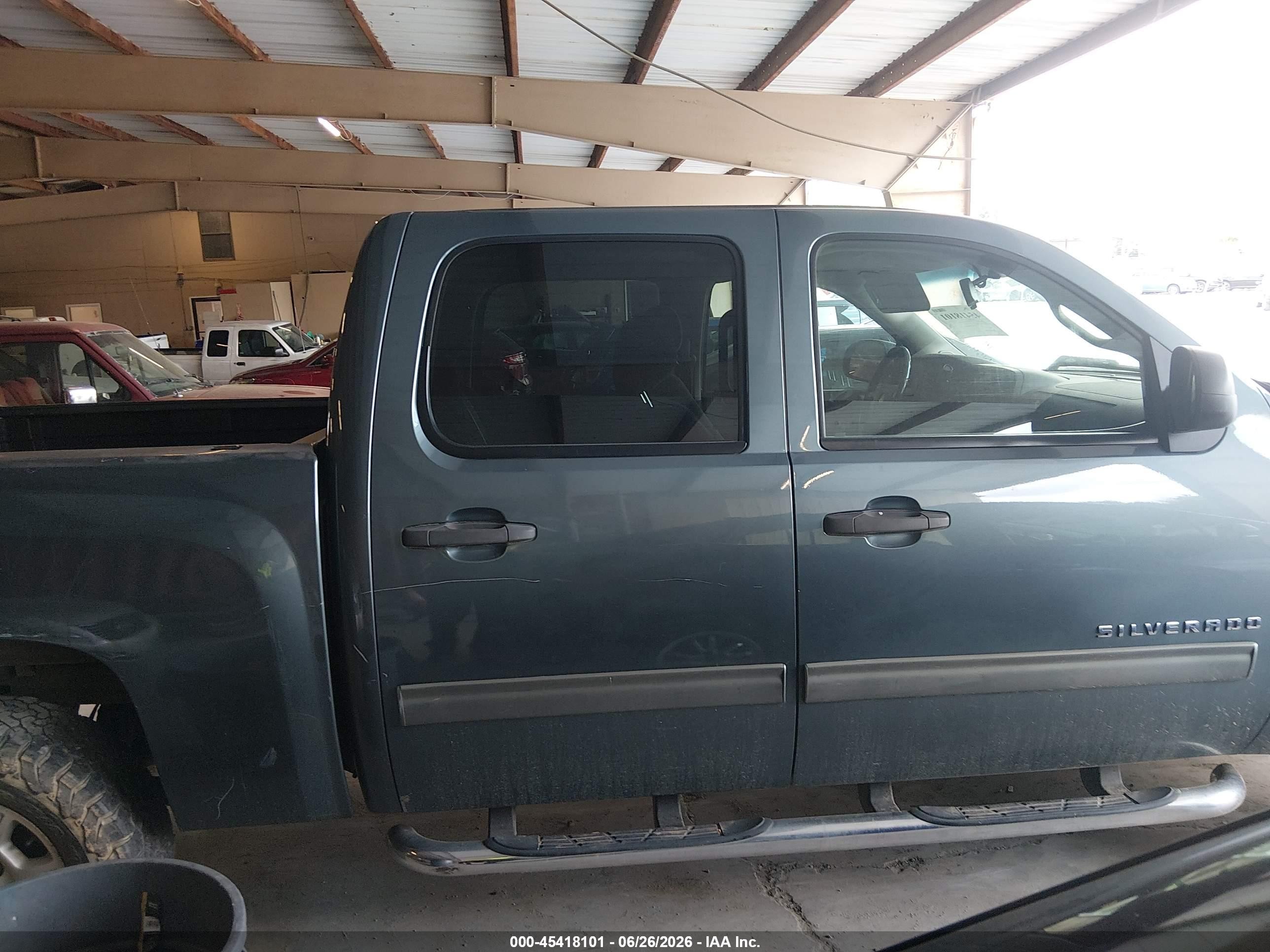 2011 Chevrolet Silverado 1500 Lt Blue vin: 3GCPCSE07BG340903