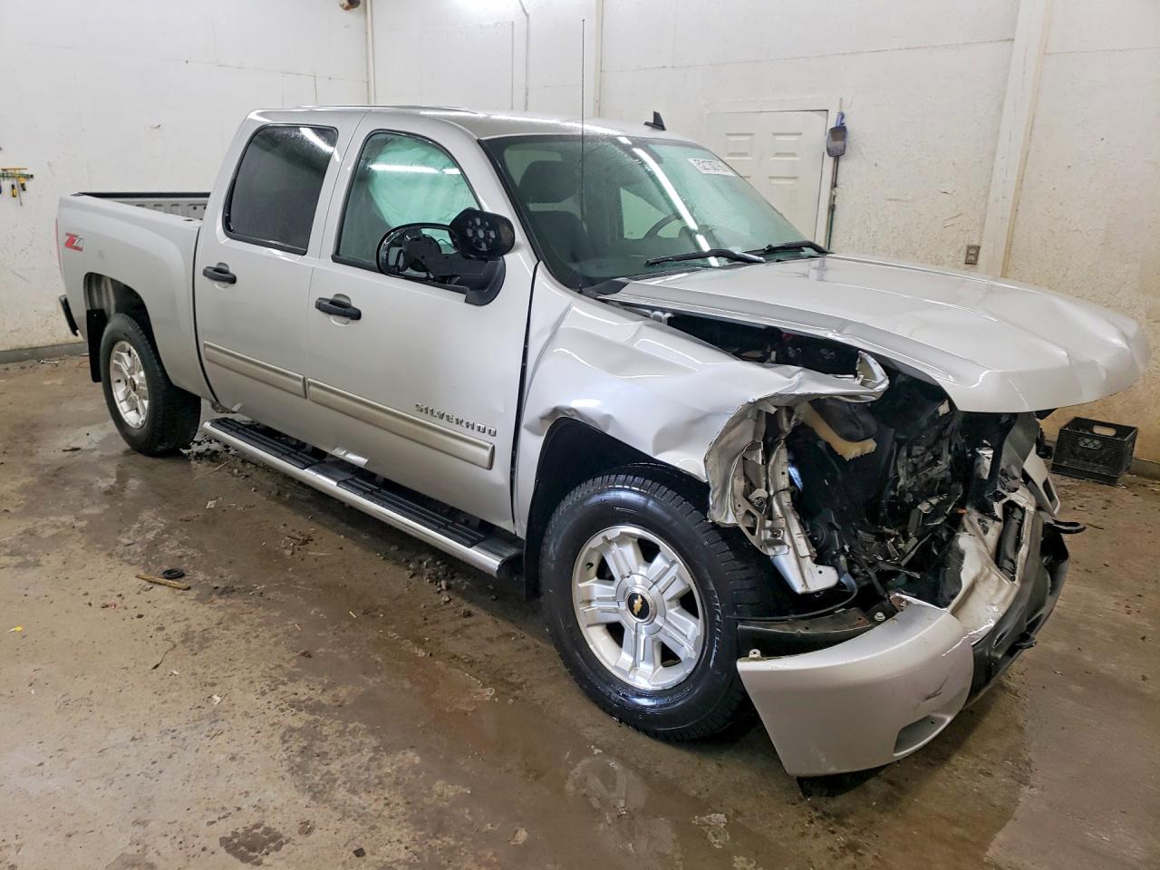 2011 Chevrolet Silverado C1500 Lt Silver vin: 3GCPCSE07BG369253