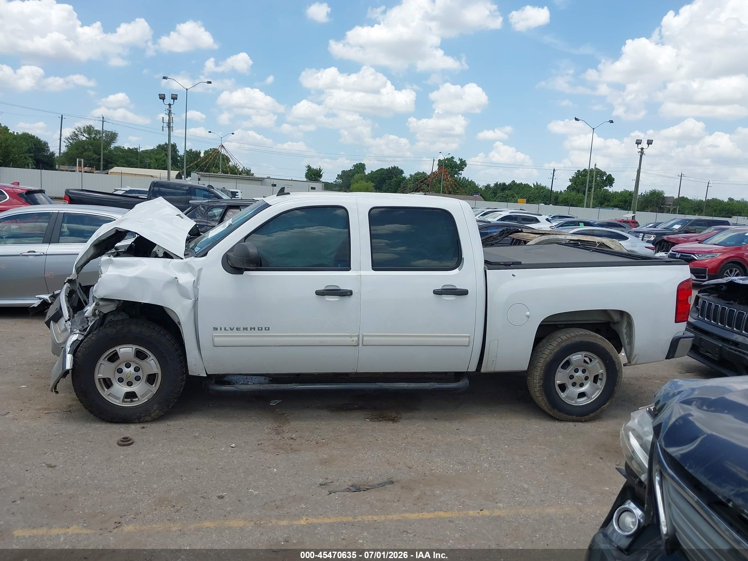 2012 Chevrolet Silverado 1500 Lt White vin: 3GCPCSE07CG117813