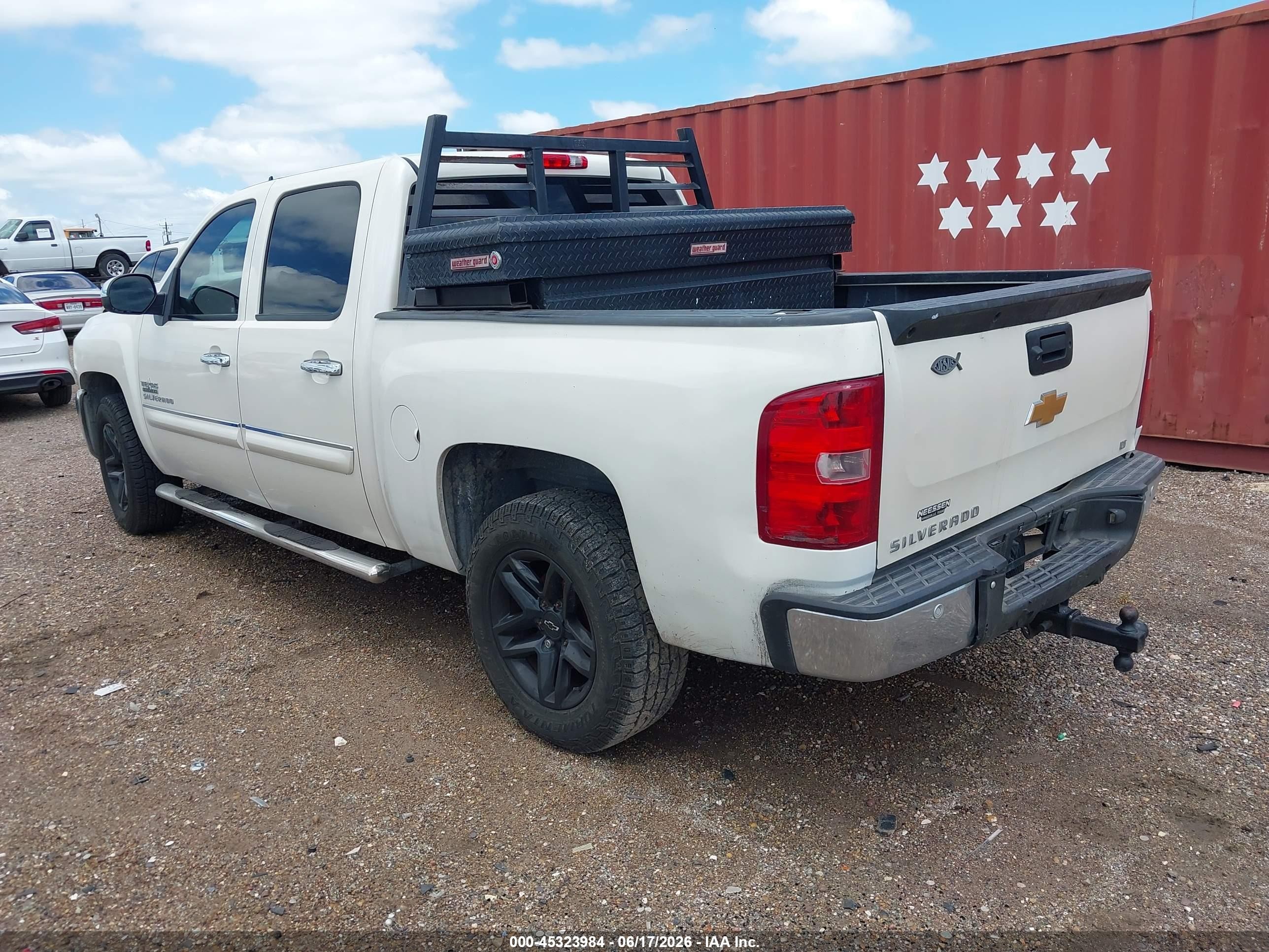 2013 Chevrolet Silverado 1500 Lt White vin: 3GCPCSE07DG129896