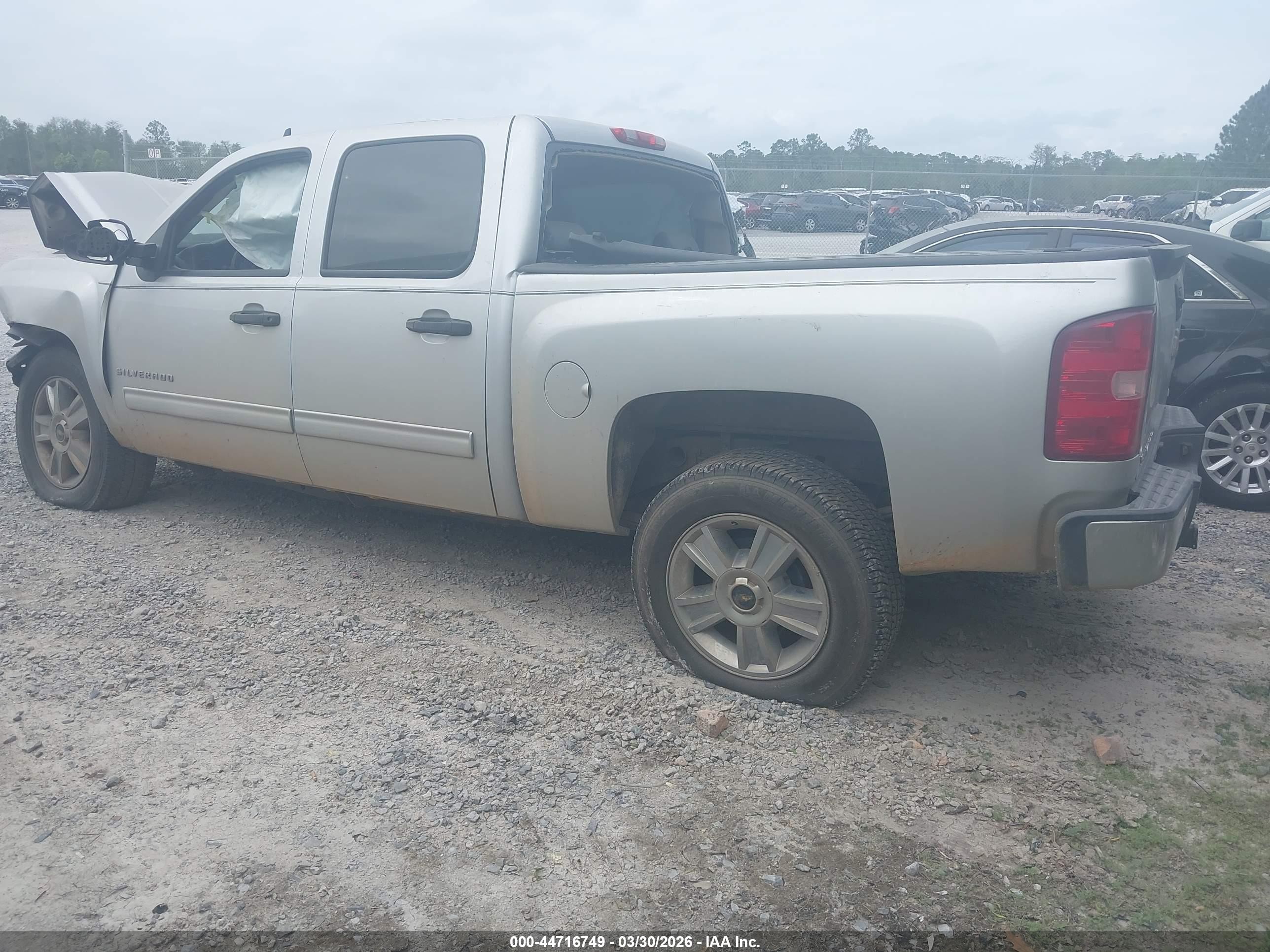2013 Chevrolet Silverado 1500 Lt Серебряный vin: 3GCPCSE07DG159514