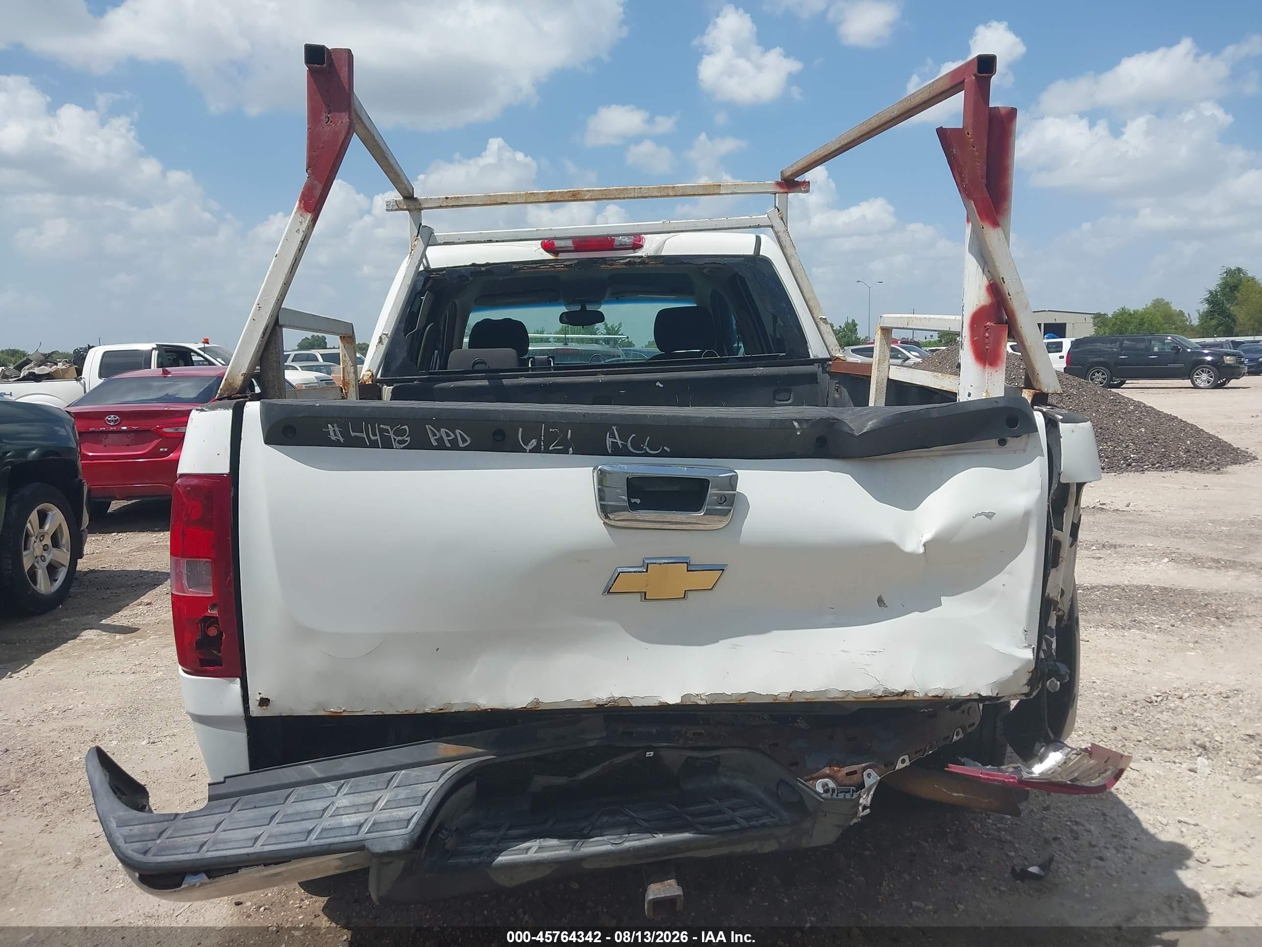 2011 Chevrolet Silverado 1500 Lt White vin: 3GCPCSE08BG203761