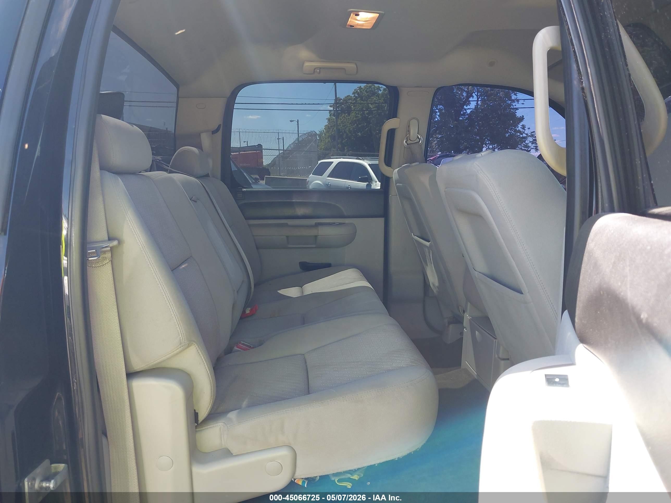 2011 Chevrolet Silverado 1500 Lt Black vin: 3GCPCSE08BG297642