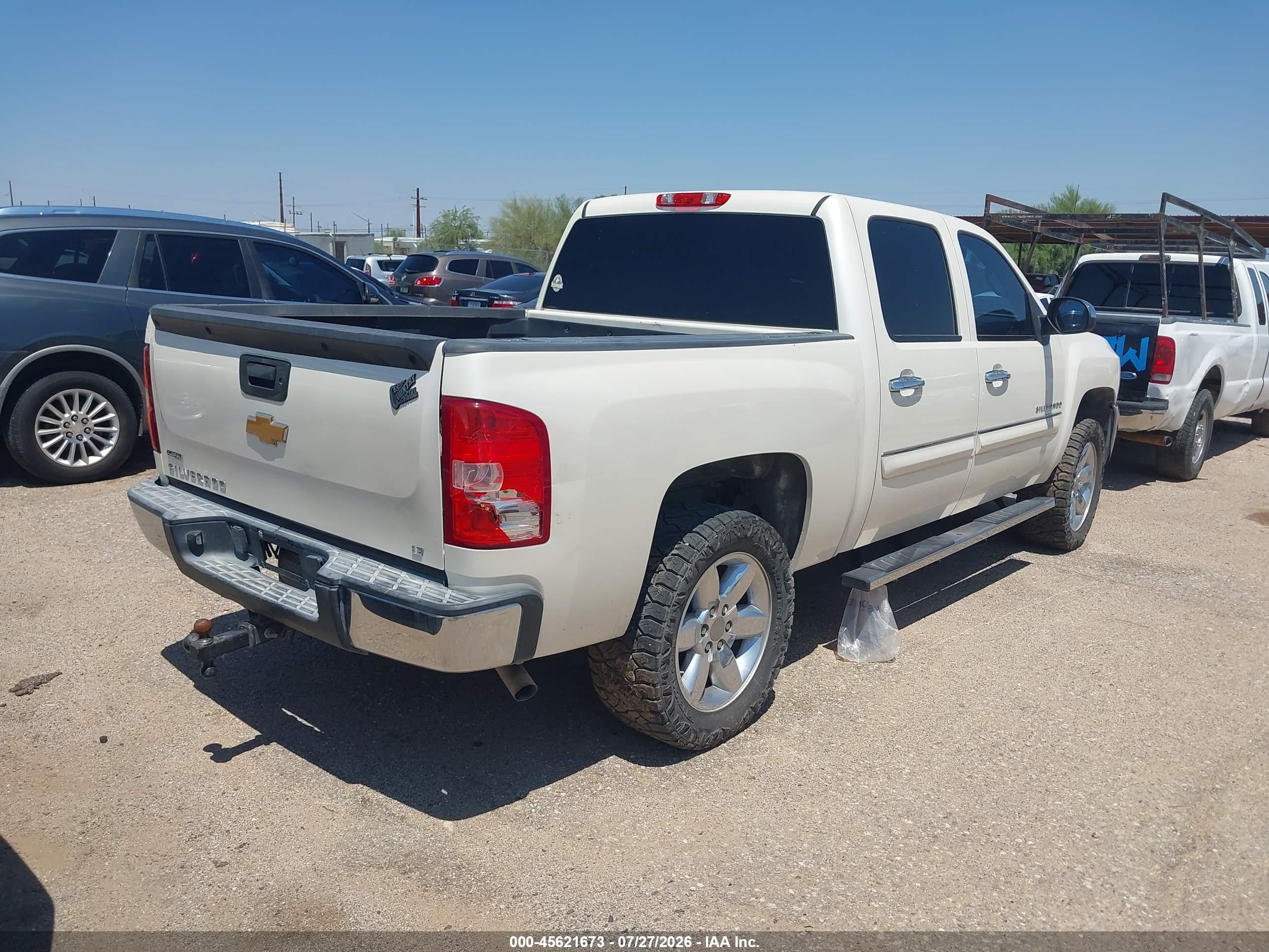 2012 Chevrolet Silverado 1500 Lt Белый vin: 3GCPCSE08CG157883