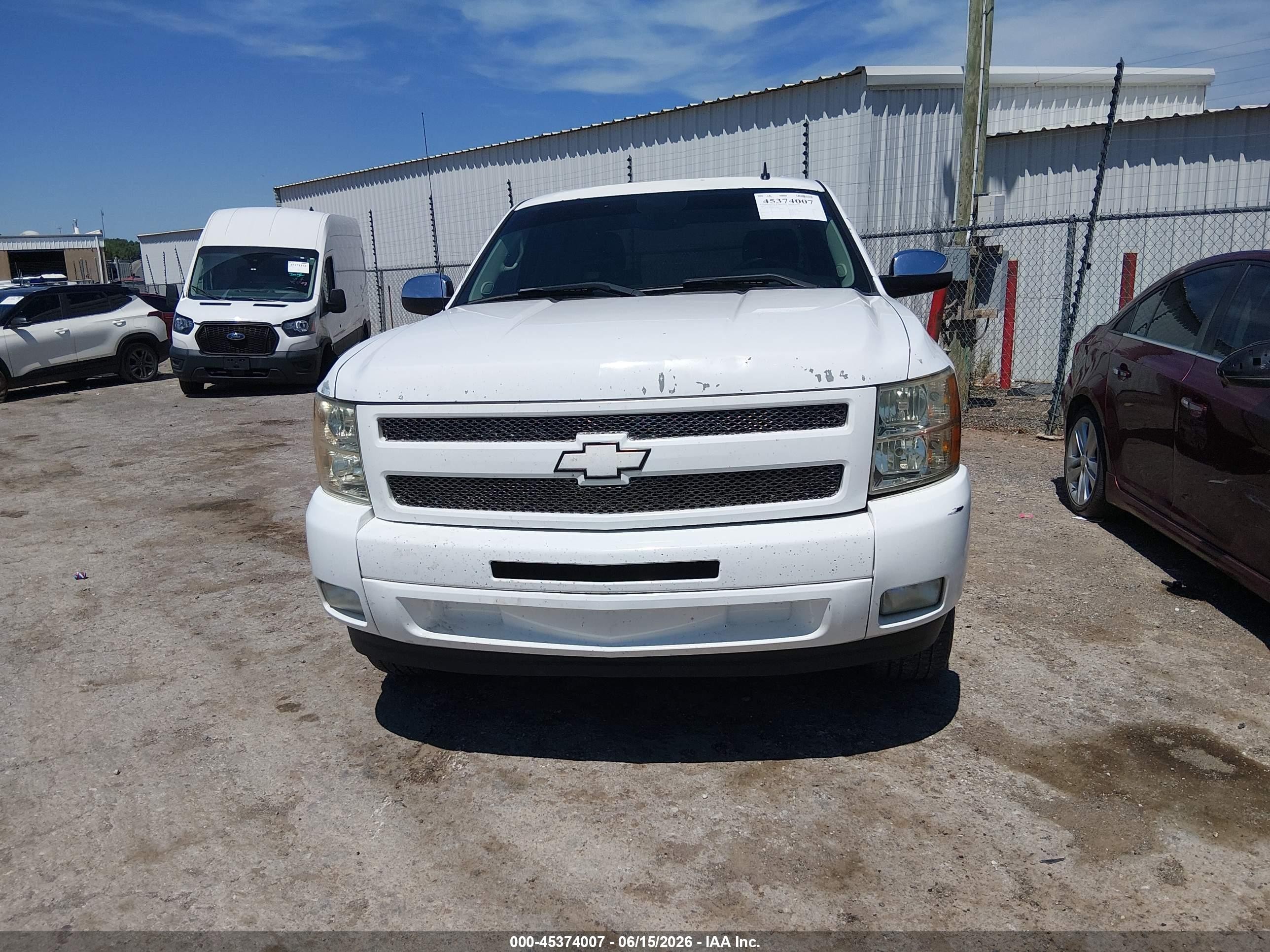 2013 Chevrolet Silverado 1500 Lt White vin: 3GCPCSE08DG137988