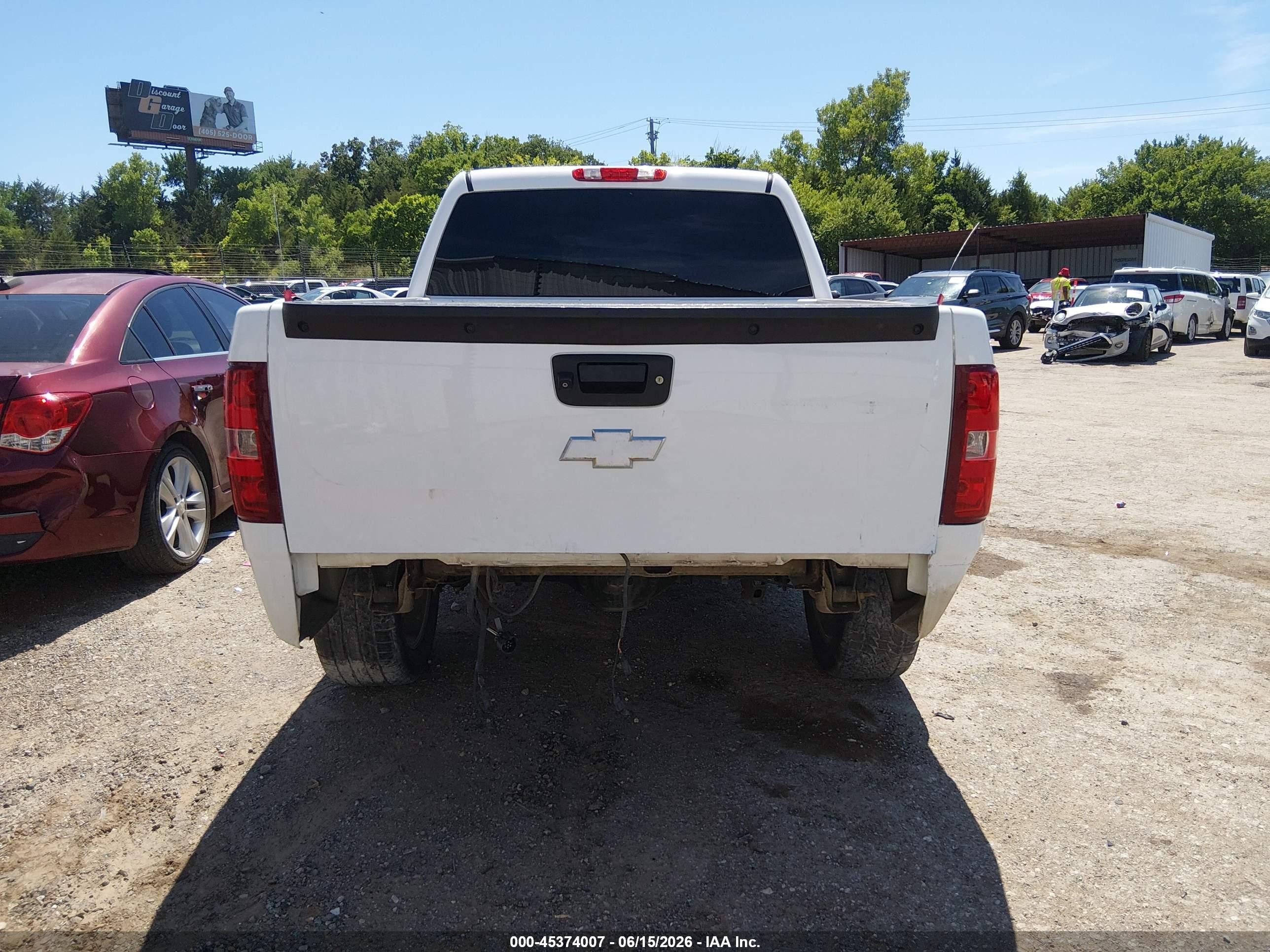 2013 Chevrolet Silverado 1500 Lt White vin: 3GCPCSE08DG137988