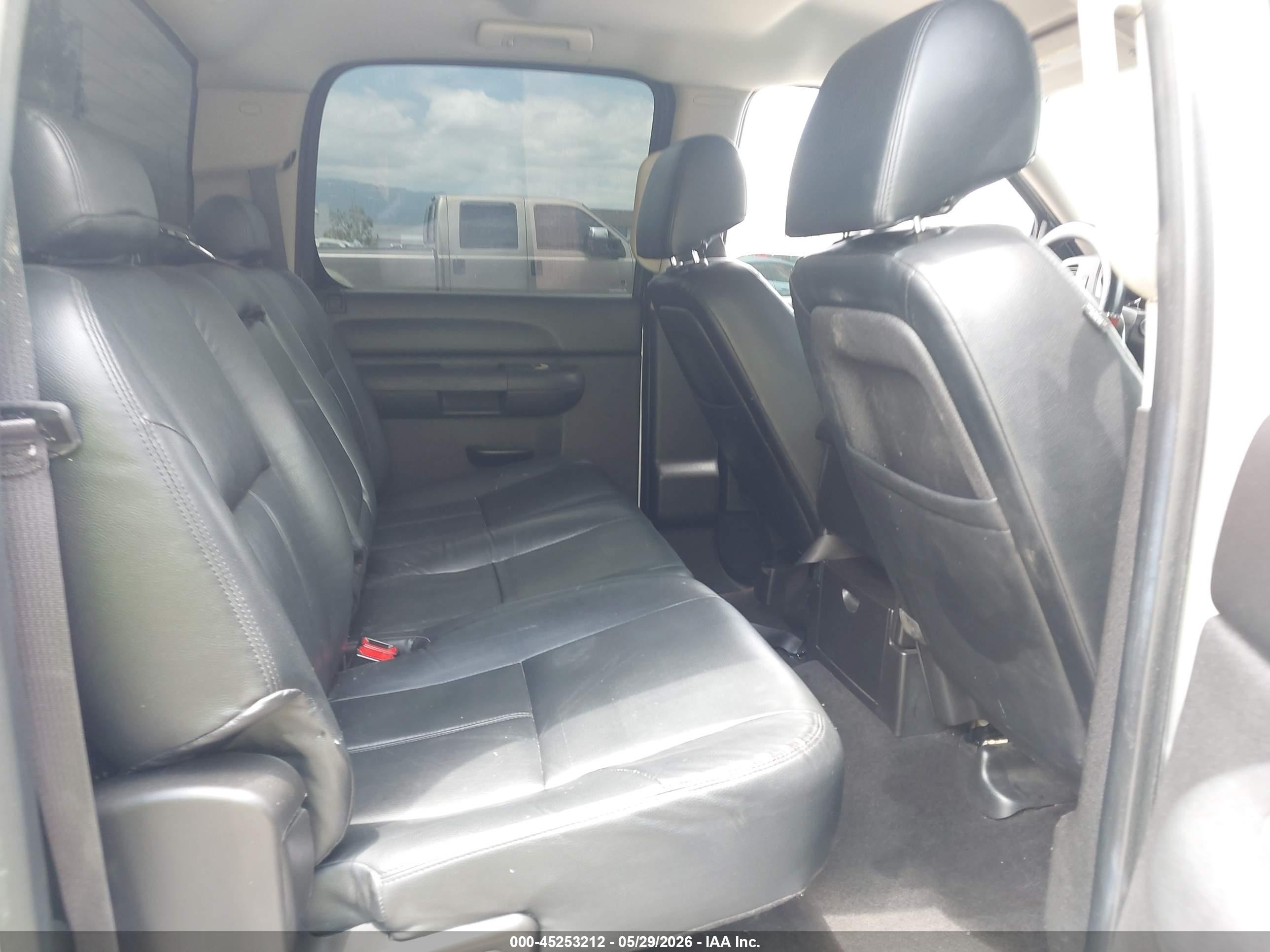 2013 Chevrolet Silverado 1500 Lt Серебряный vin: 3GCPCSE08DG148912
