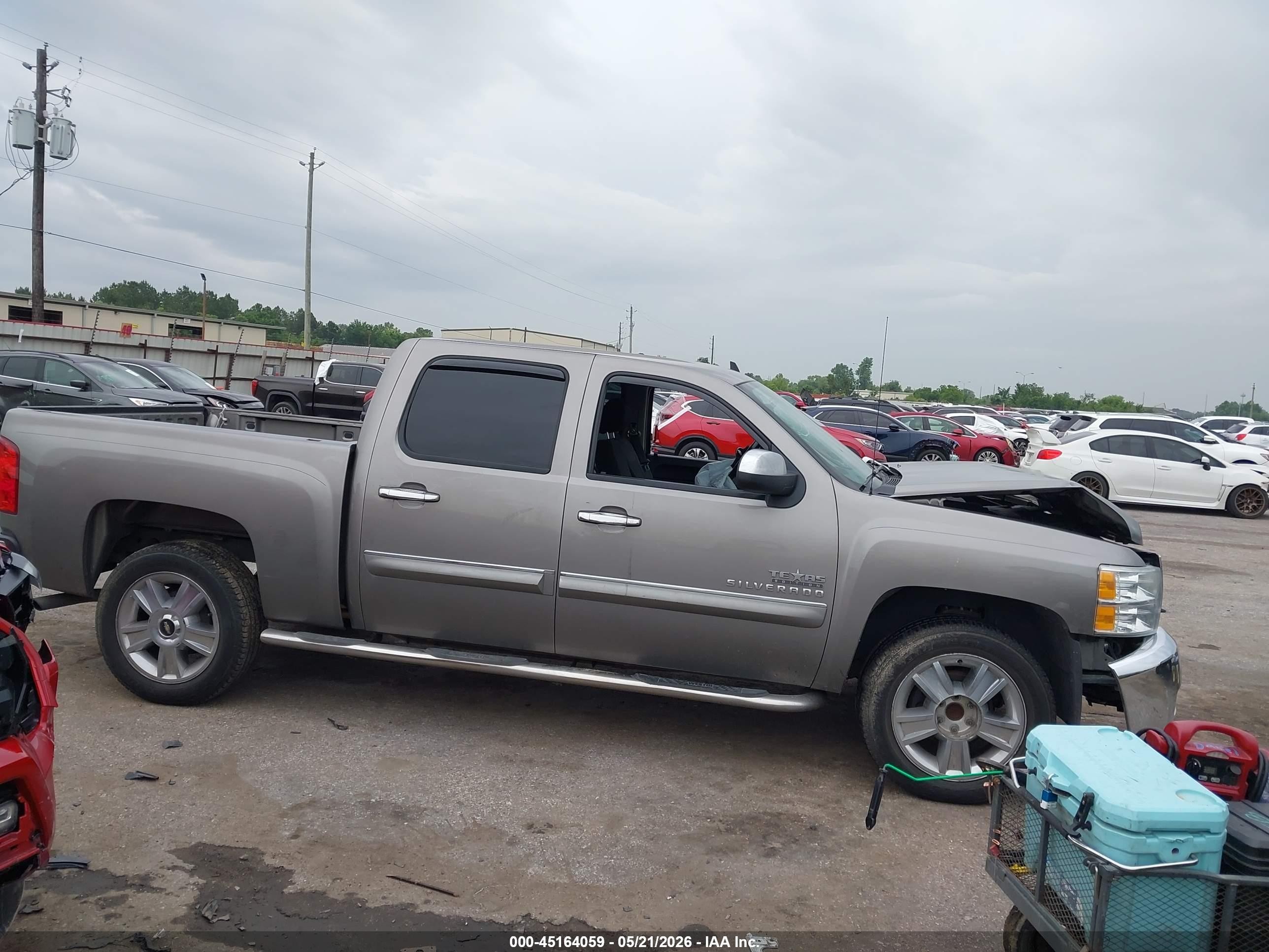 2013 Chevrolet Silverado 1500 Lt Gray vin: 3GCPCSE08DG279872