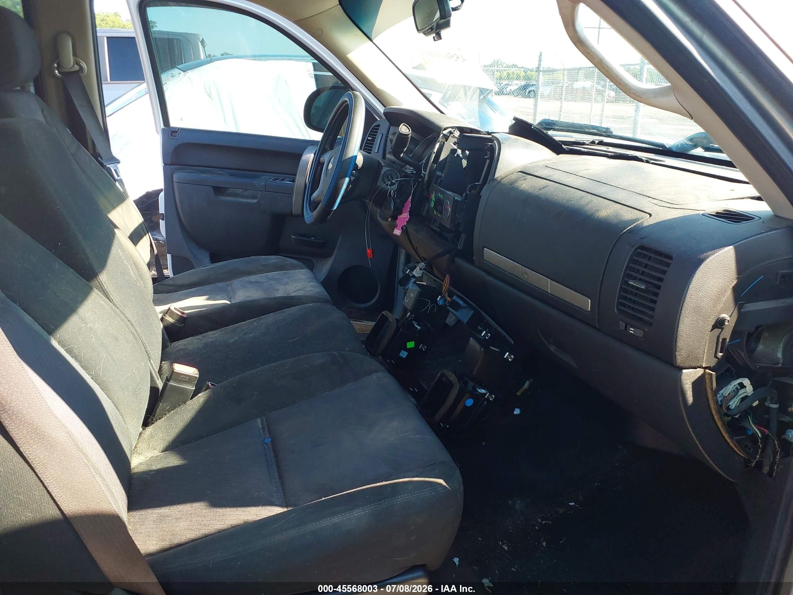 2011 Chevrolet Silverado 1500 Lt Silver vin: 3GCPCSE09BG155820