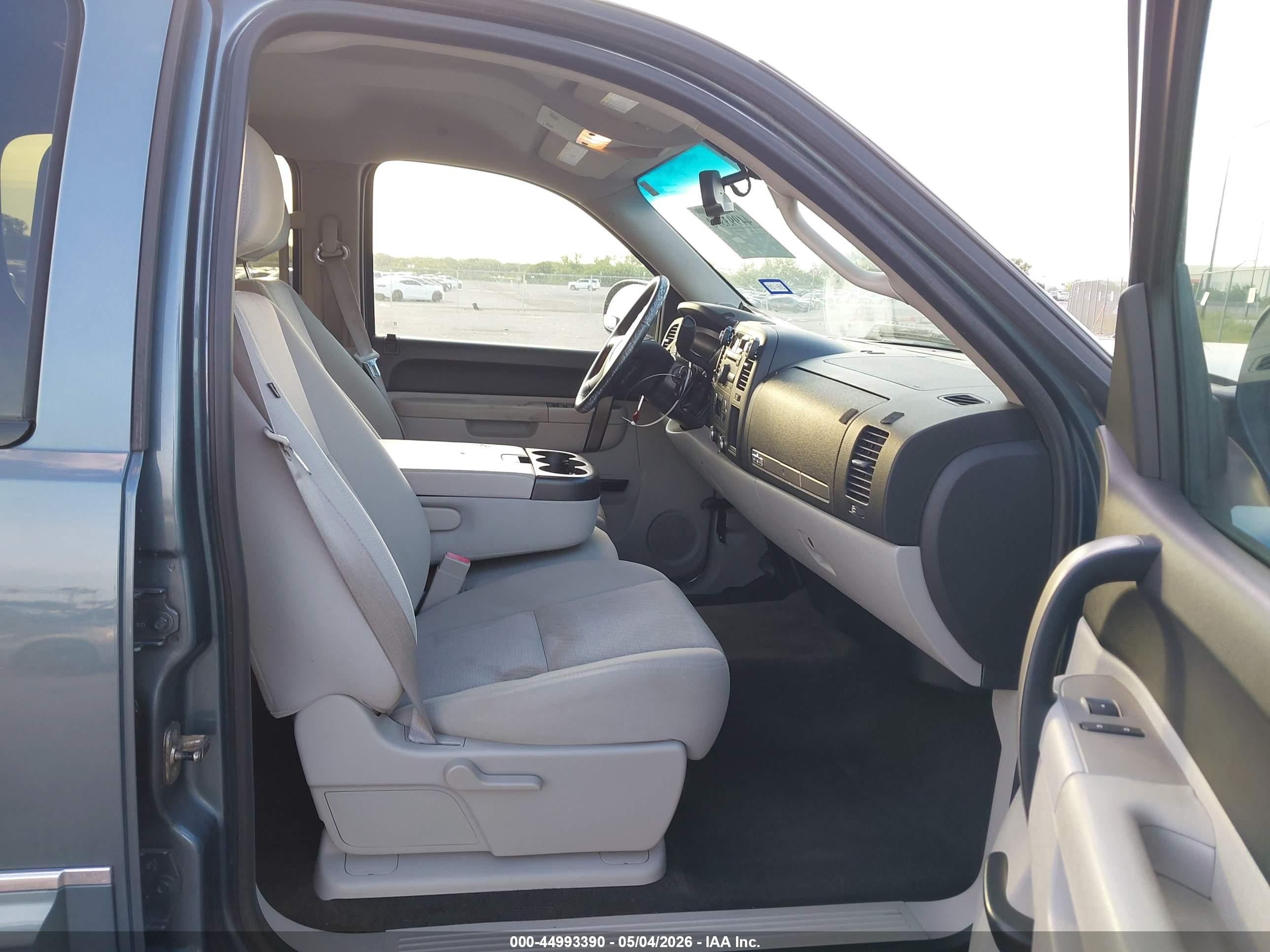 2011 Chevrolet Silverado 1500 Lt Gray vin: 3GCPCSE09BG284950