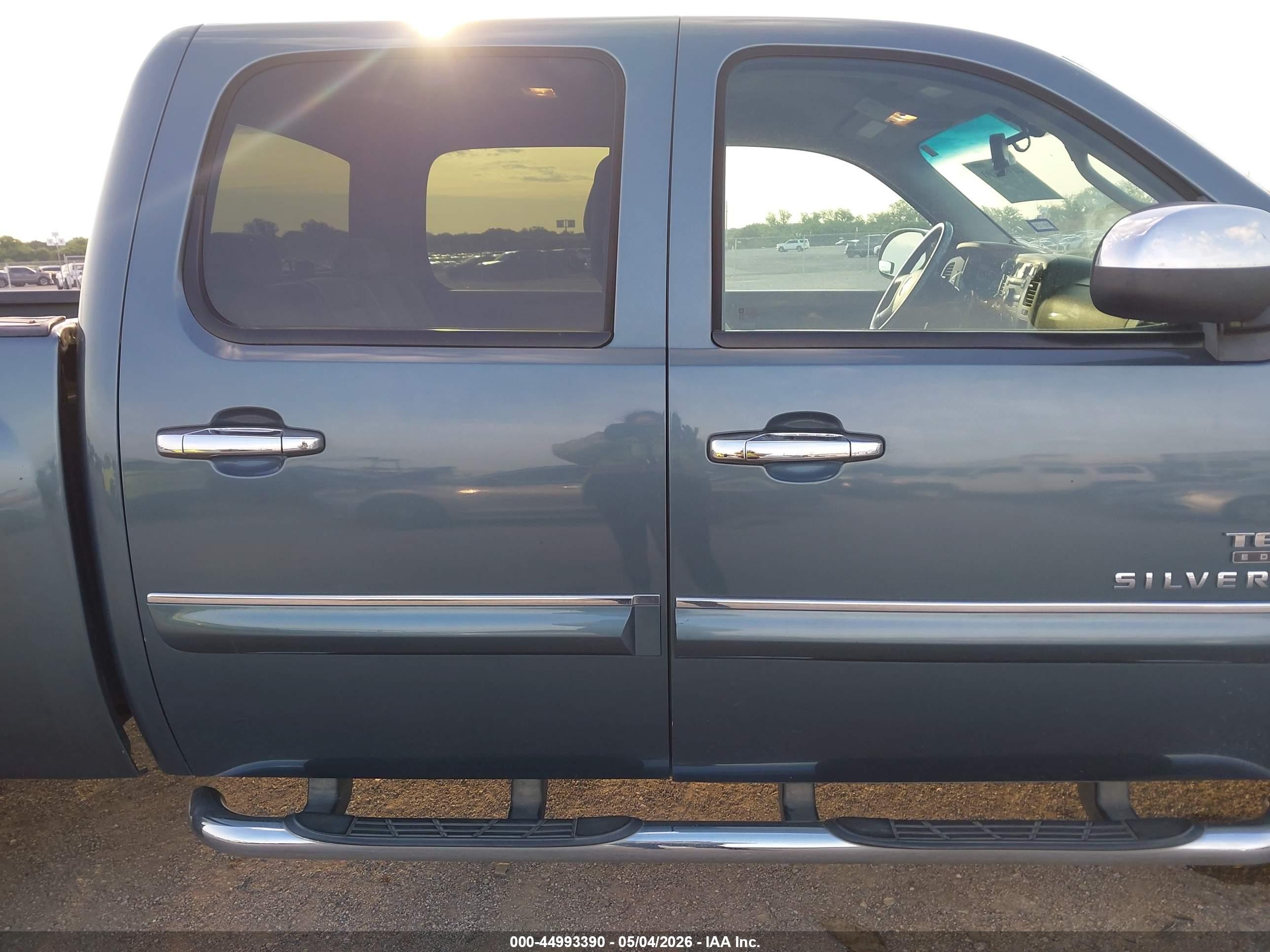 2011 Chevrolet Silverado 1500 Lt Gray vin: 3GCPCSE09BG284950
