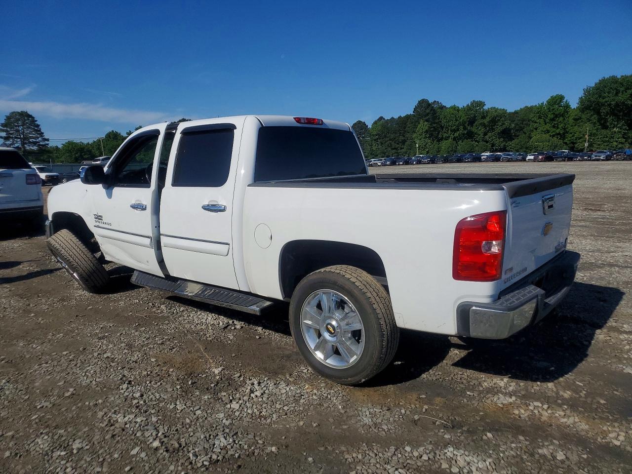 2012 Chevrolet Silverado C1500 Lt White vin: 3GCPCSE09CG122415