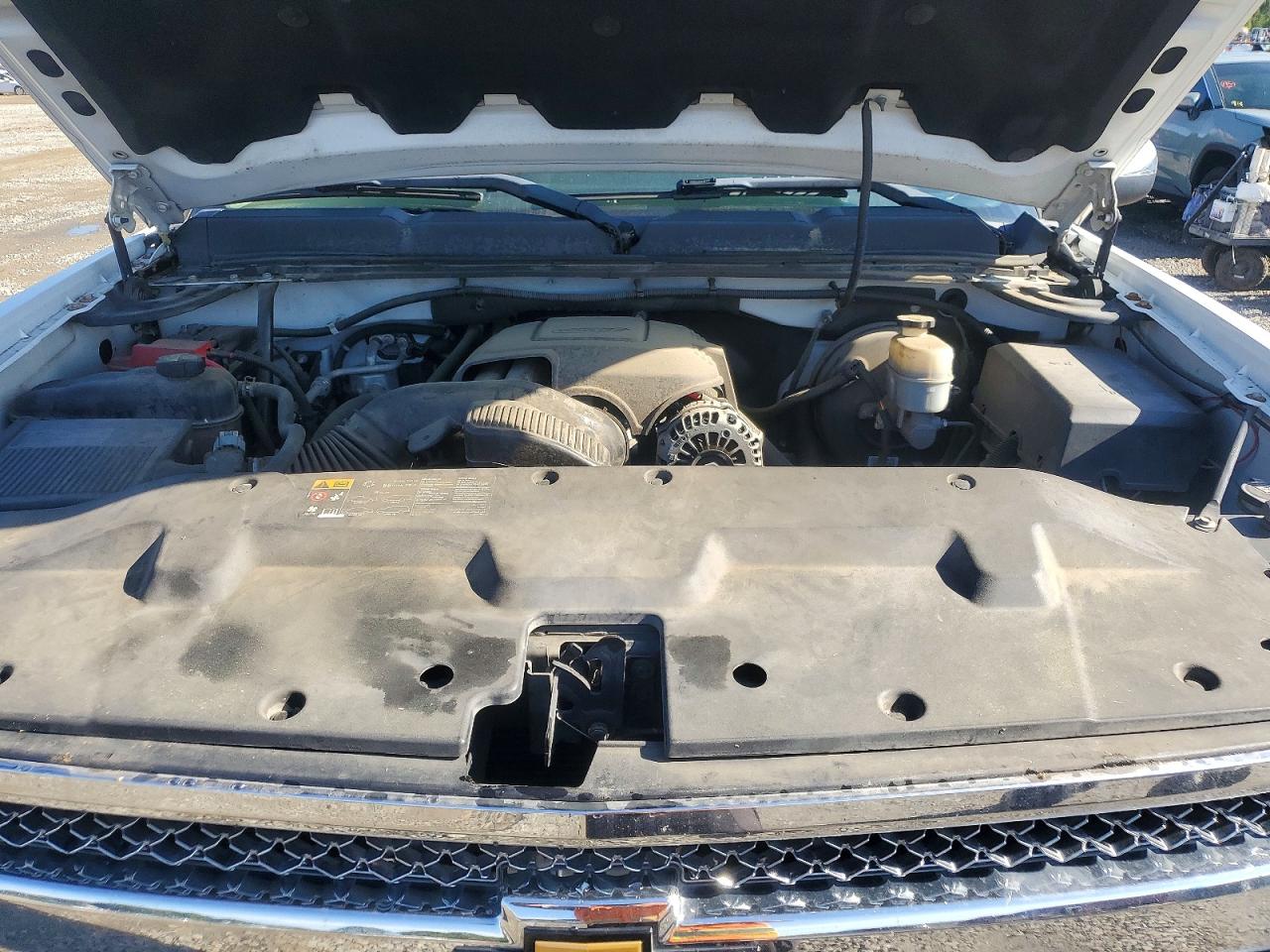 2012 Chevrolet Silverado C1500 Lt White vin: 3GCPCSE09CG122415