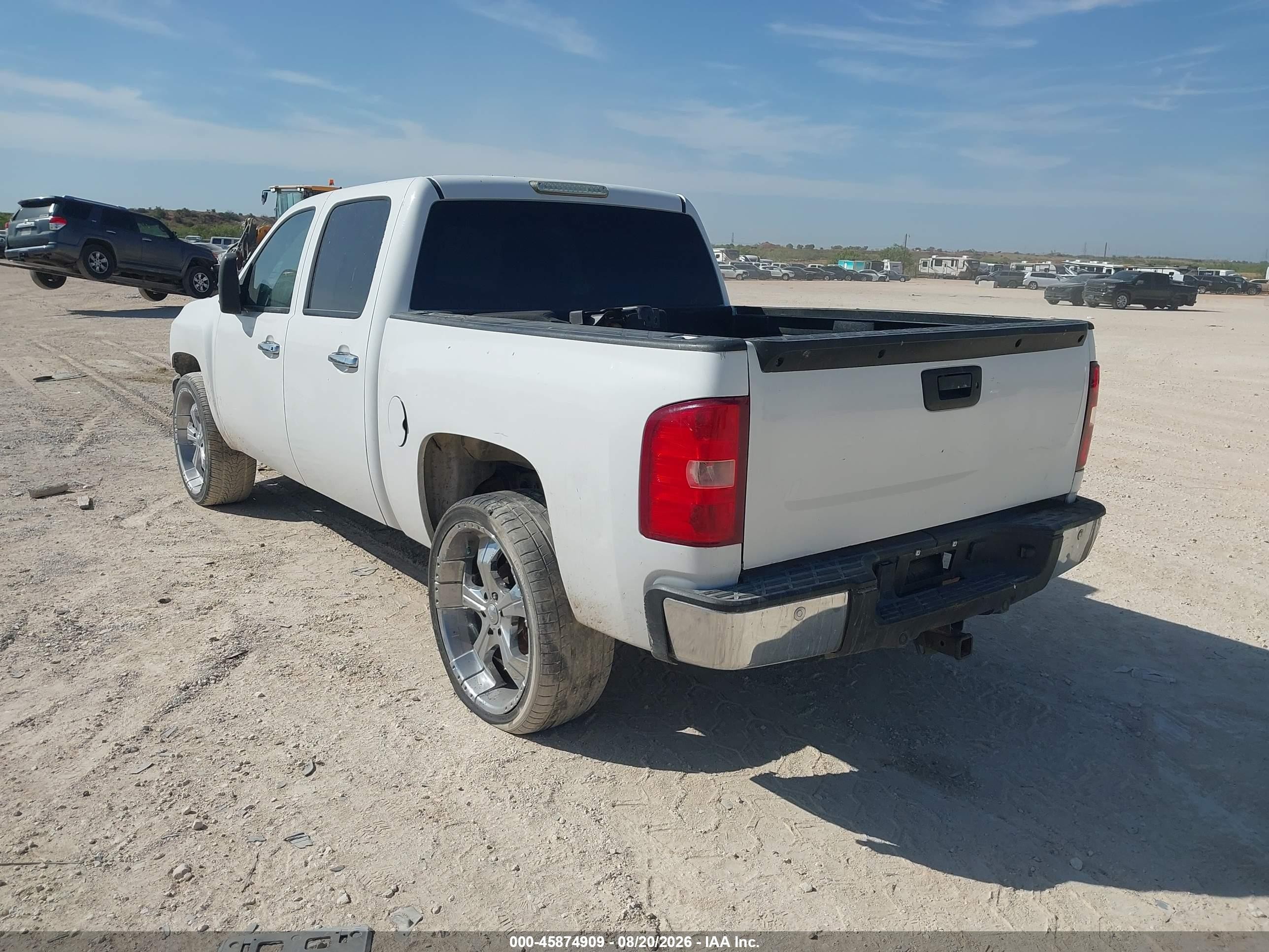2013 Chevrolet Silverado 1500 Lt White vin: 3GCPCSE09DG214982