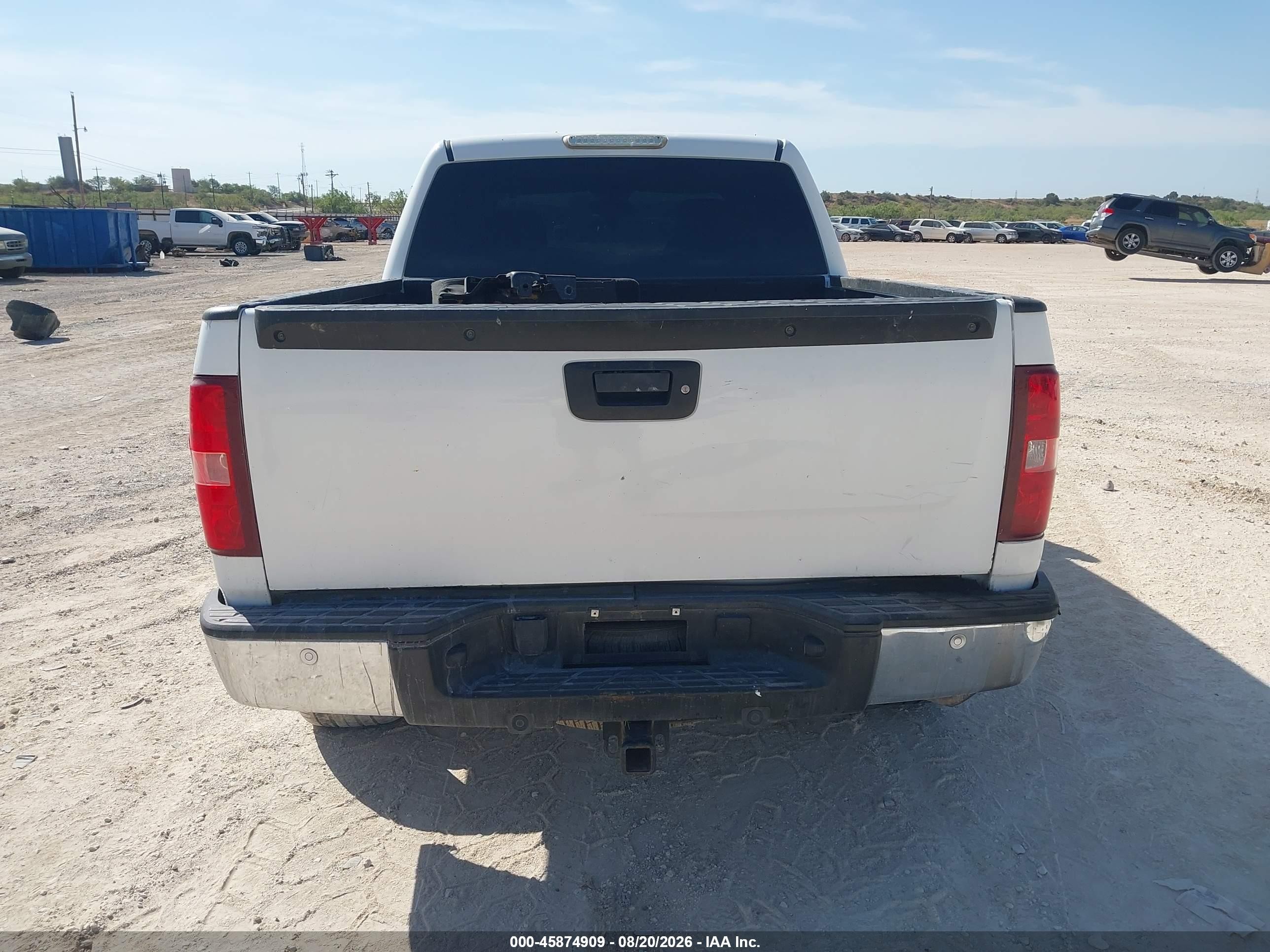 2013 Chevrolet Silverado 1500 Lt White vin: 3GCPCSE09DG214982