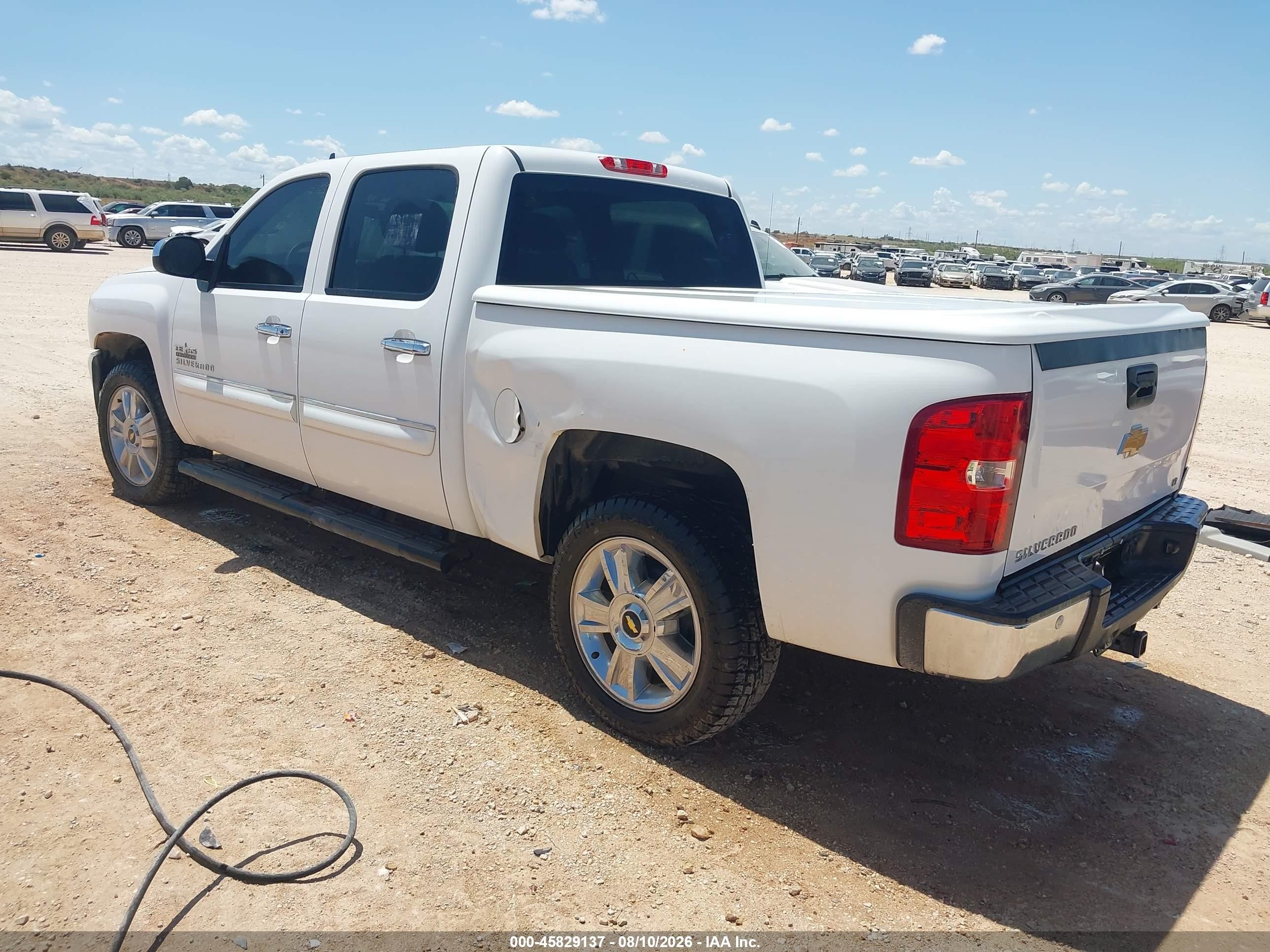 2013 Chevrolet Silverado 1500 Lt White vin: 3GCPCSE09DG246959